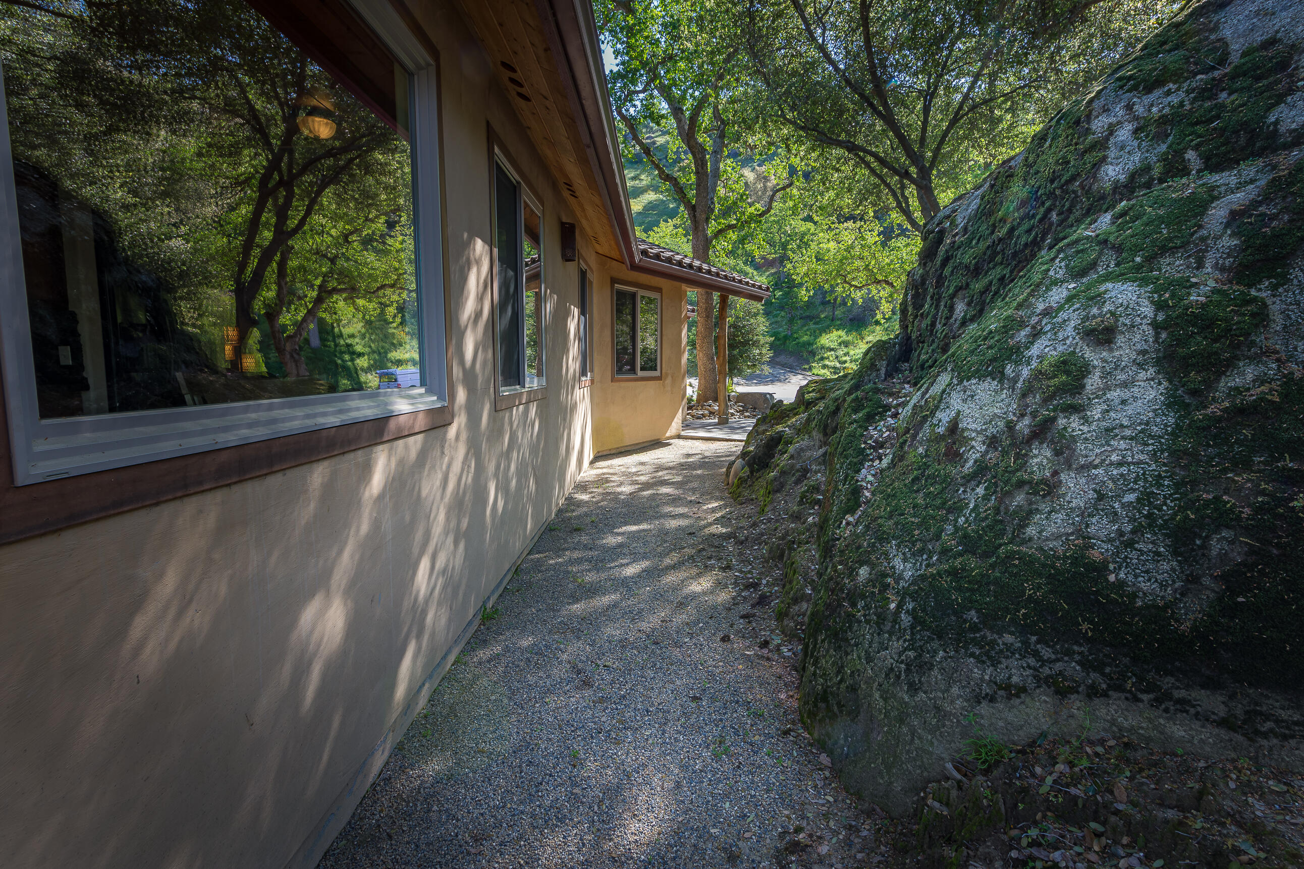 29673 Rock Creek Dr, Three Rivers, CA 93271