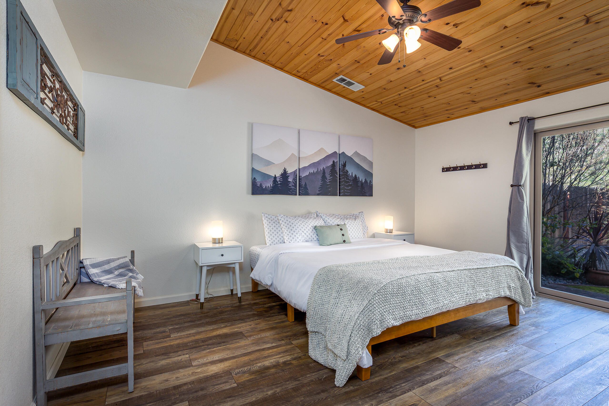 29673 Rock Creek Dr, Three Rivers, CA 93271