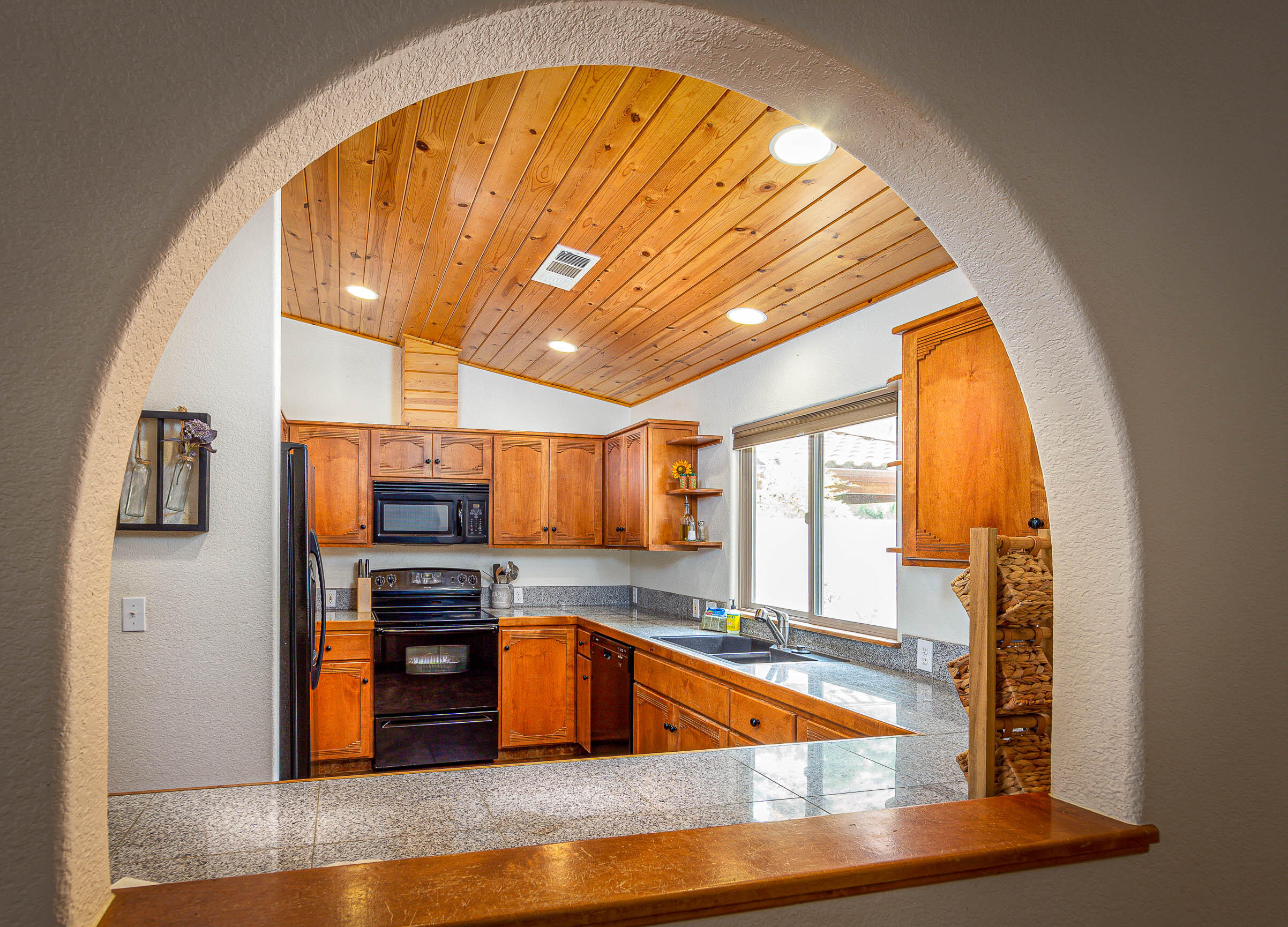 29673 Rock Creek Dr, Three Rivers, CA 93271