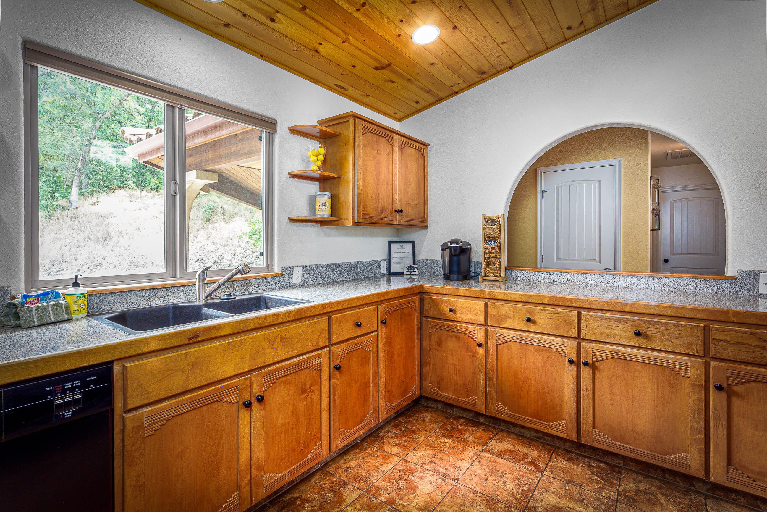 29673 Rock Creek Dr, Three Rivers, CA 93271