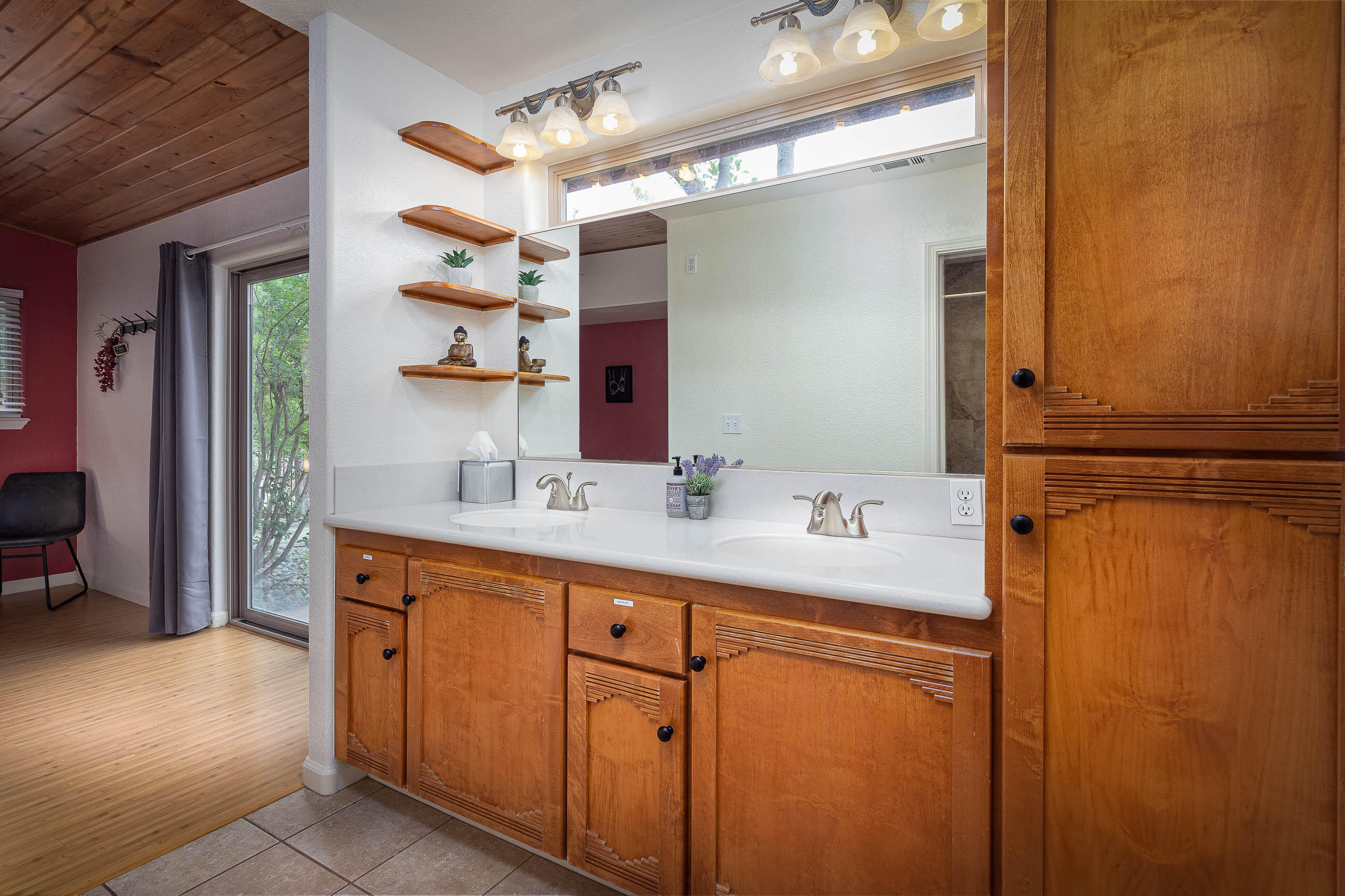 29673 Rock Creek Dr, Three Rivers, CA 93271