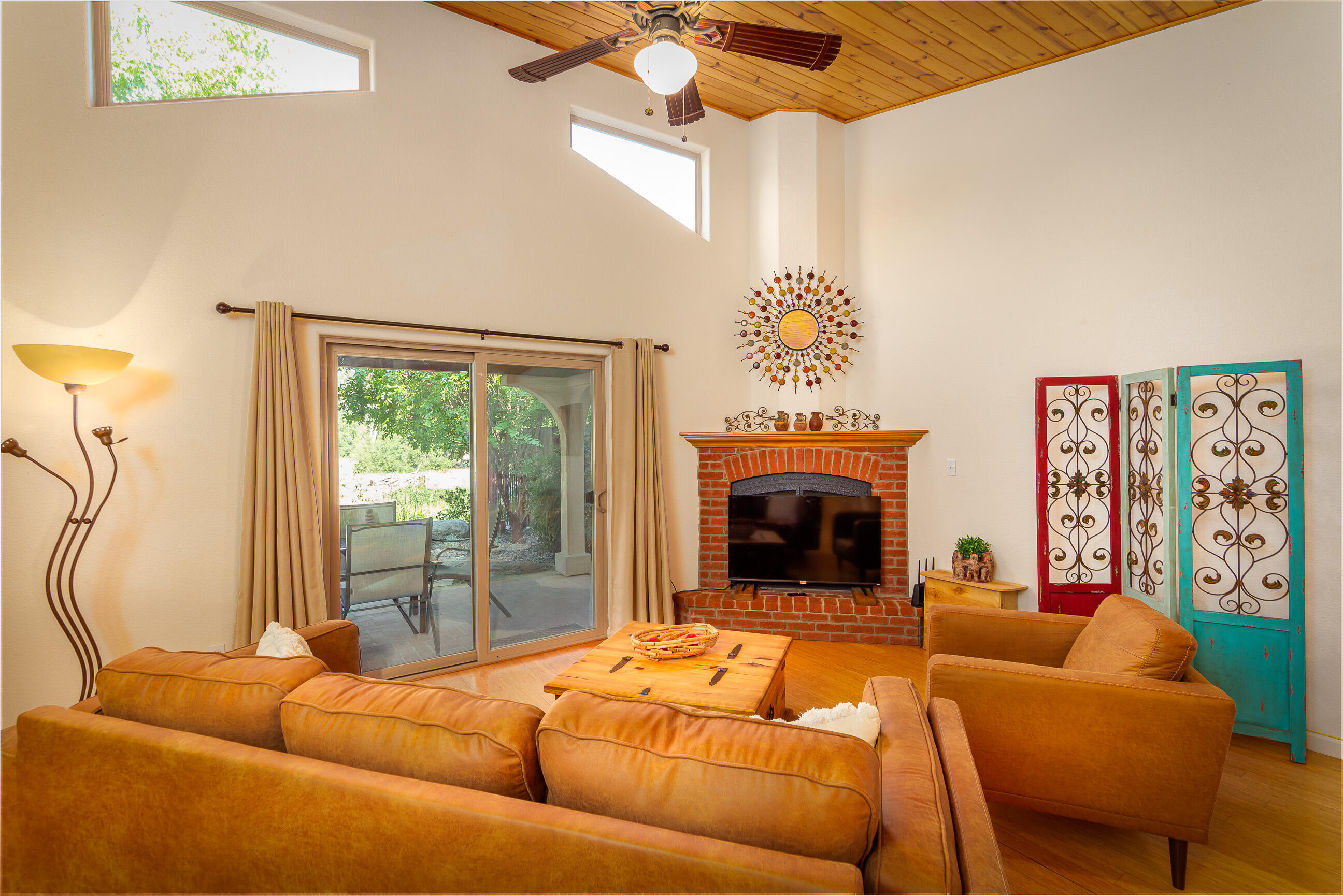 29673 Rock Creek Dr, Three Rivers, CA 93271