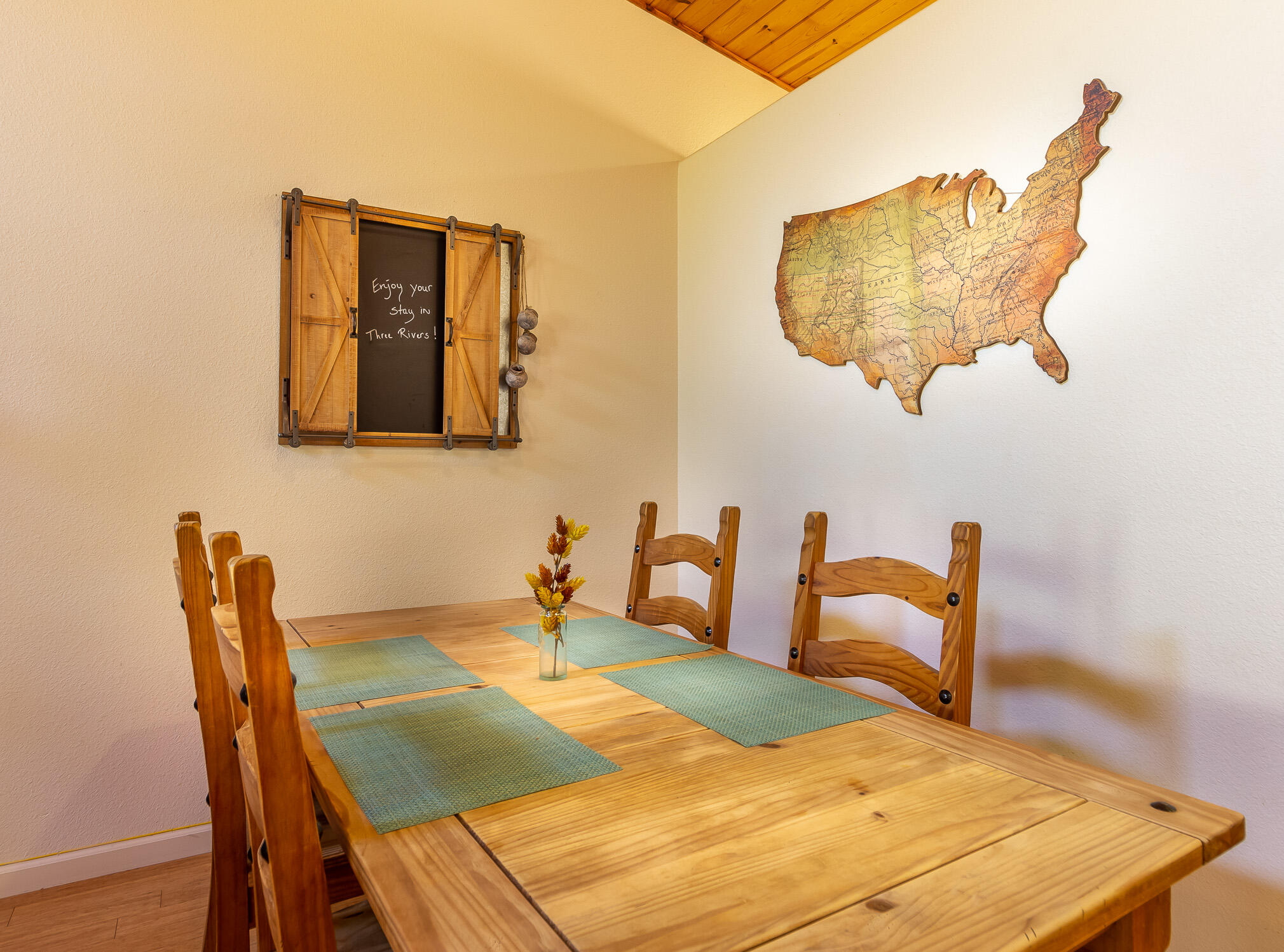 29673 Rock Creek Dr, Three Rivers, CA 93271