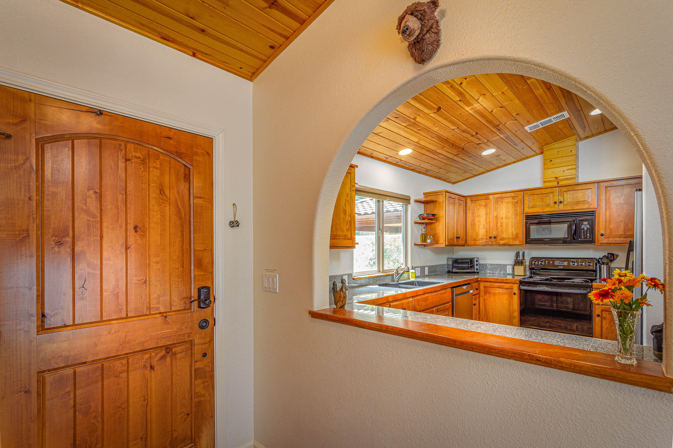 29673 Rock Creek Dr, Three Rivers, CA 93271