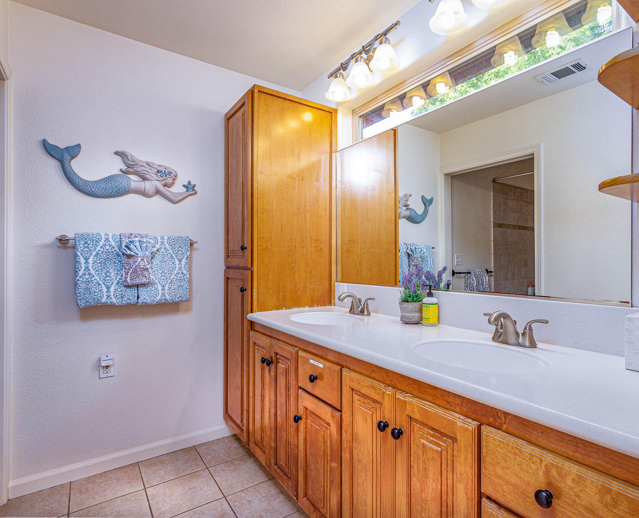 29673 Rock Creek Dr, Three Rivers, CA 93271