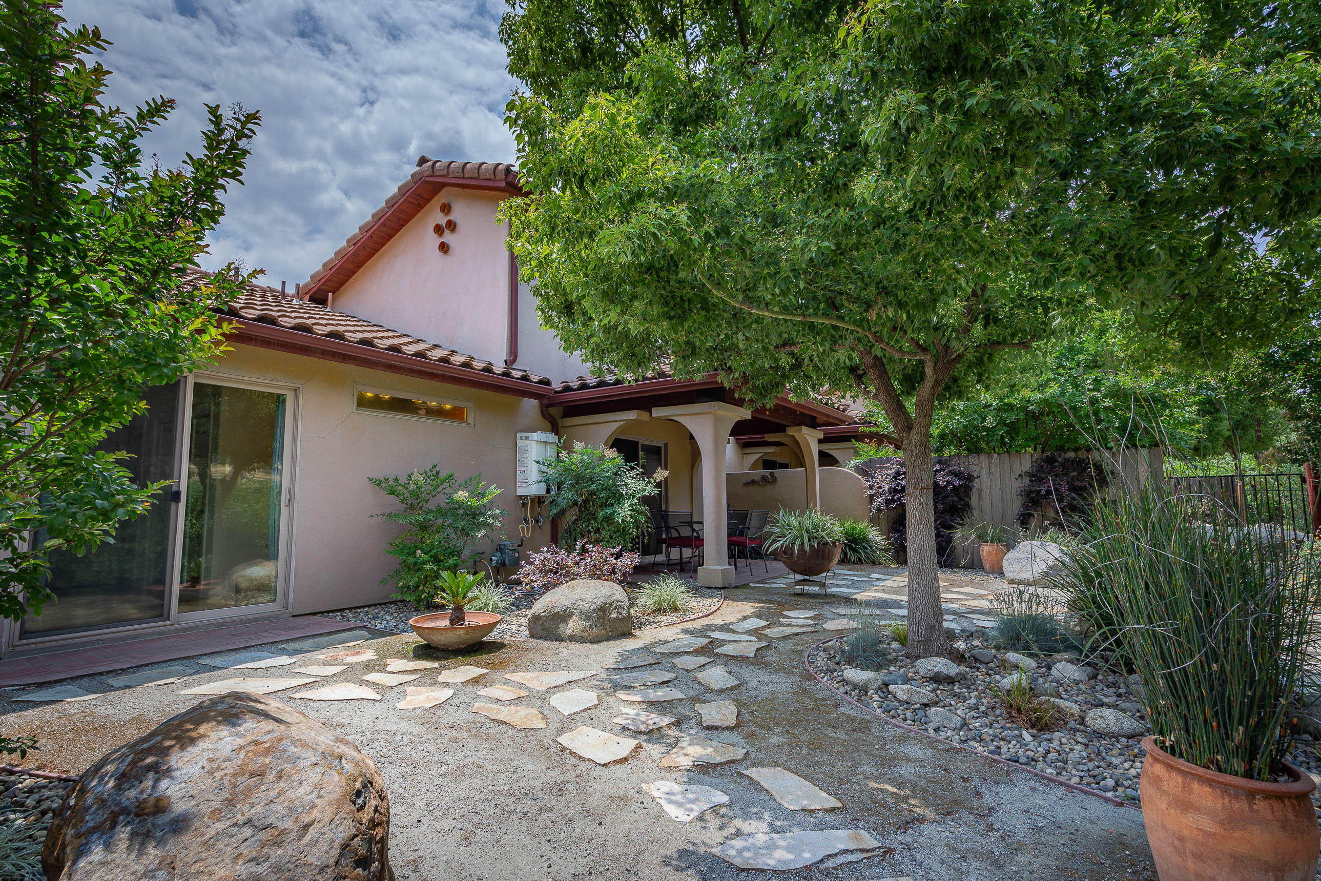 29673 Rock Creek Dr, Three Rivers, CA 93271
