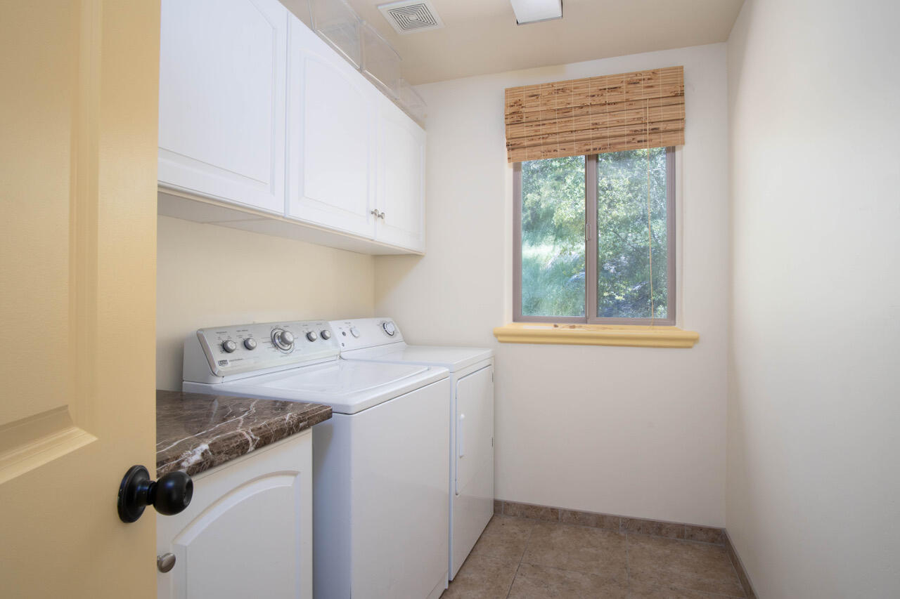 29673 Rock Creek Dr, Three Rivers, CA 93271