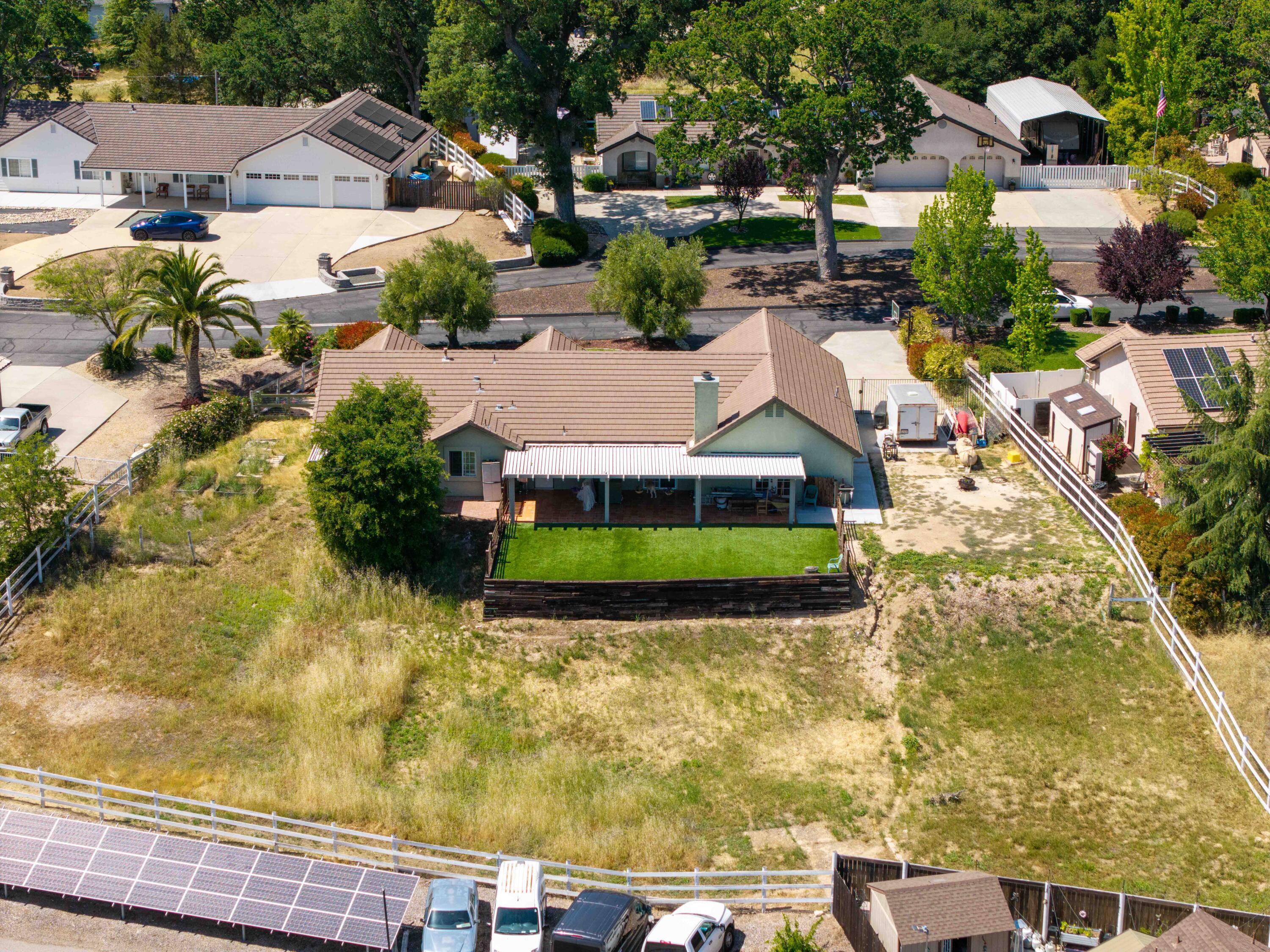 155 Eagle Creek Ct, Atascadero, CA 93422