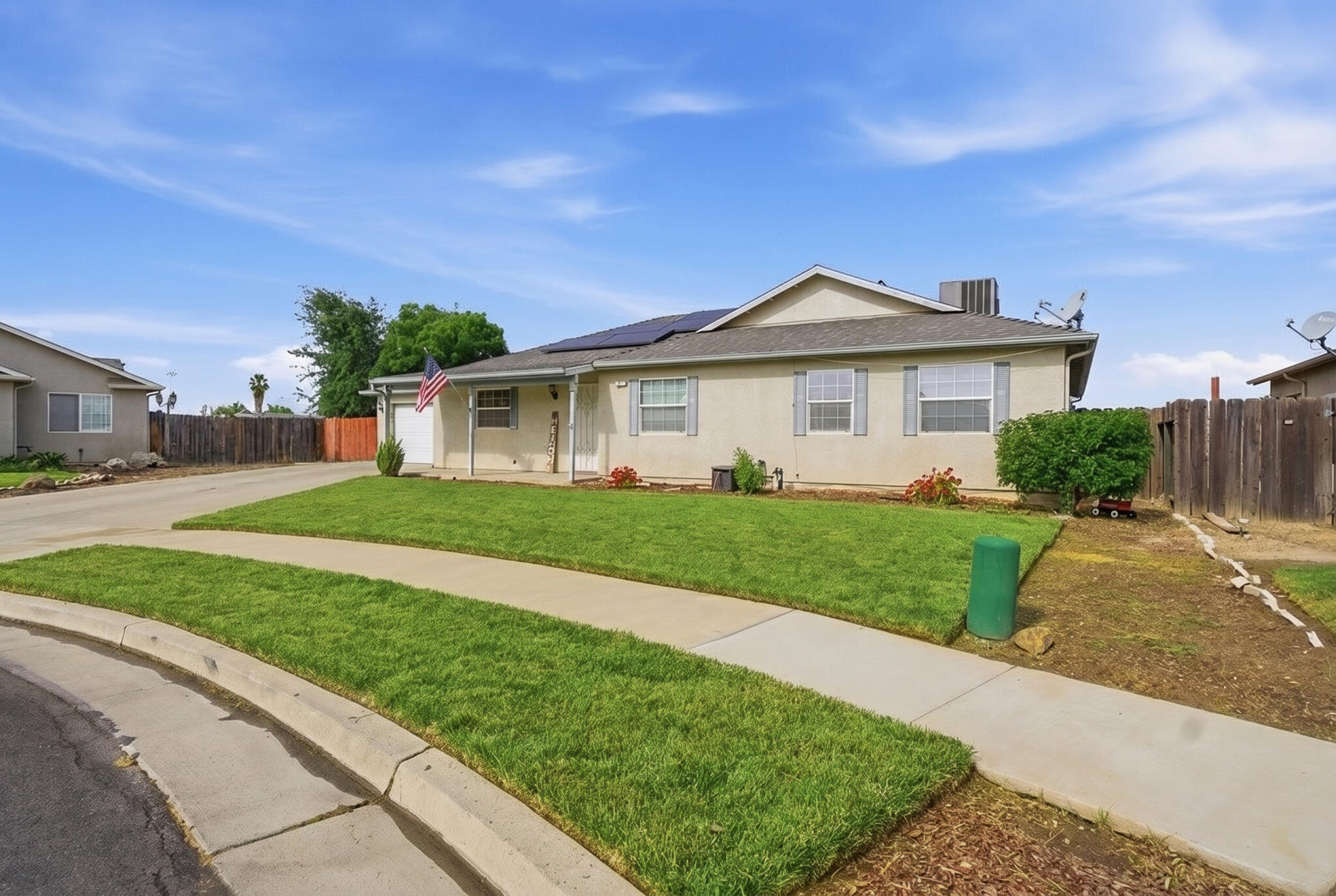 505 Westgate Pl, Lemoore, CA 93245