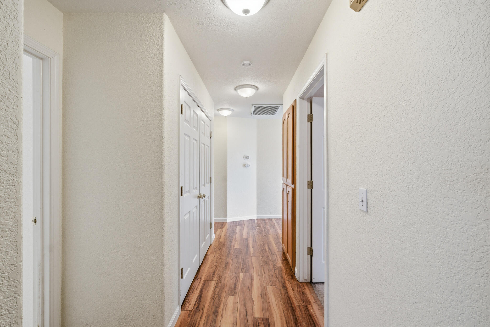 505 Westgate Pl, Lemoore, CA 93245