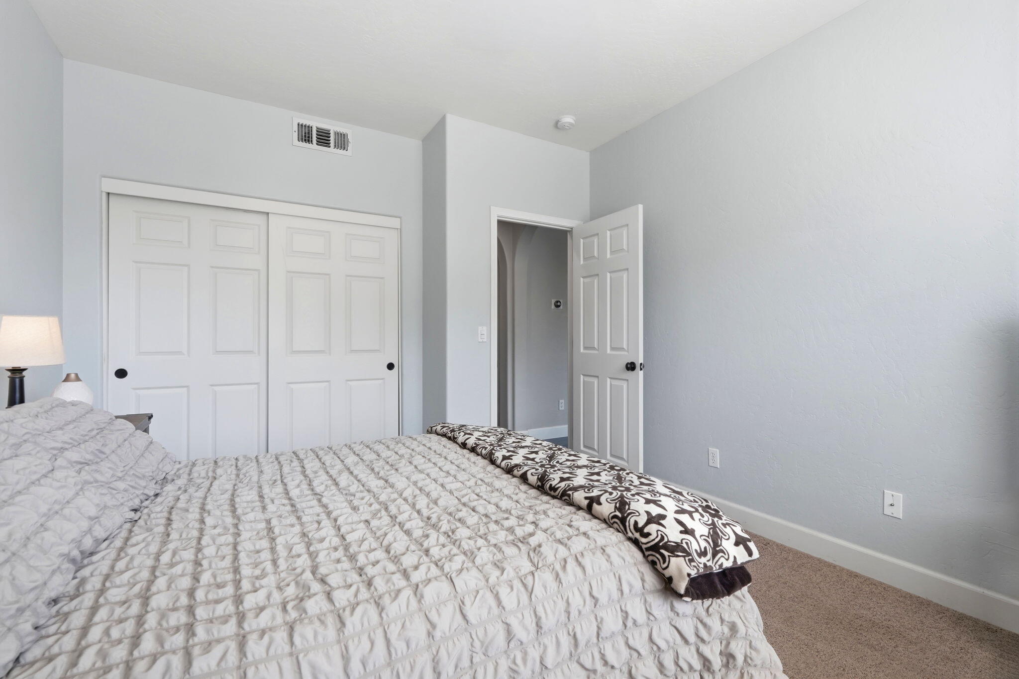 295 Johnson Ct, Tulare, CA 93274