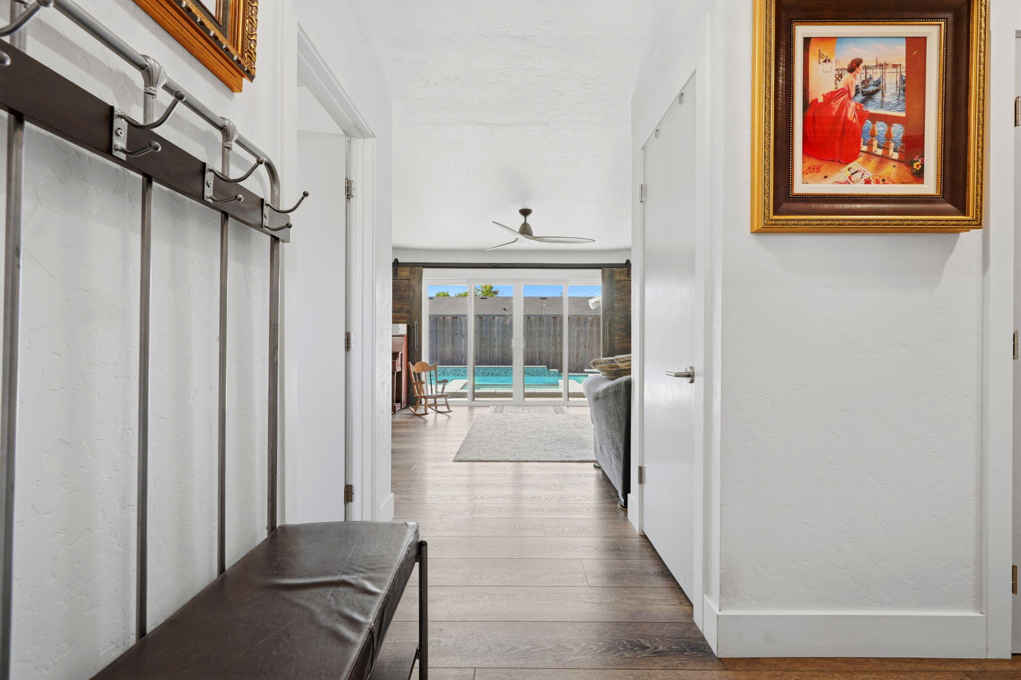 365 E Sycamore Dr, Hanford, CA 93230