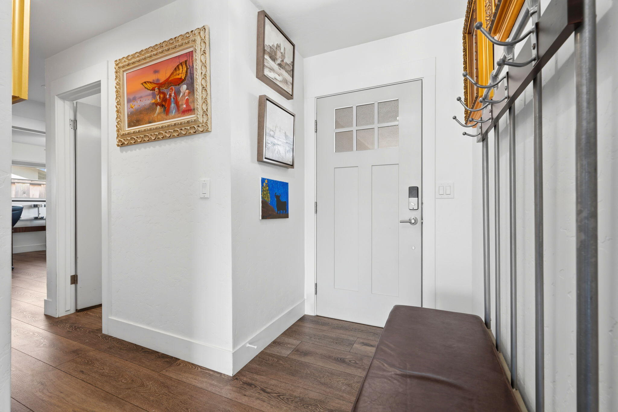 365 E Sycamore Dr, Hanford, CA 93230