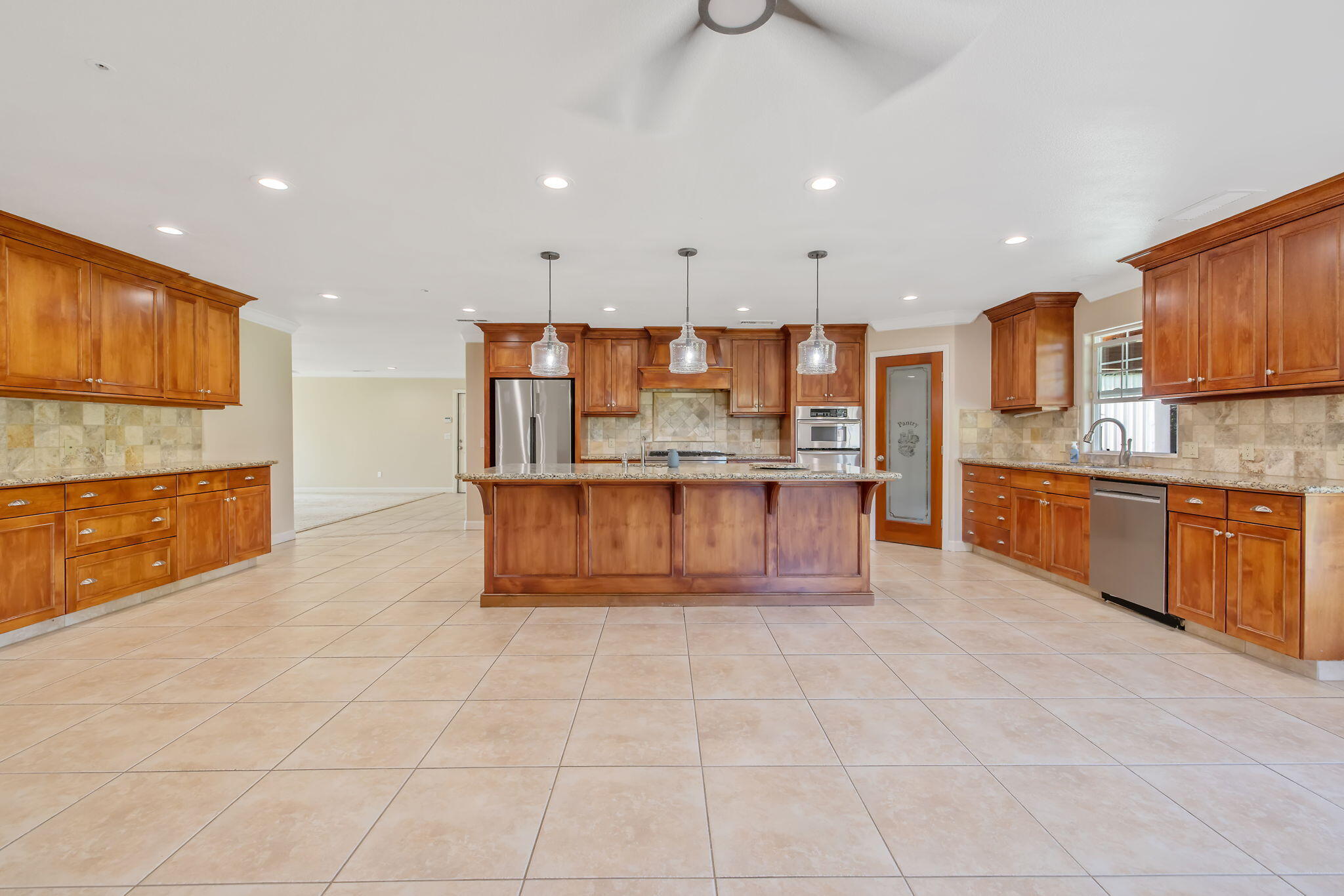 27906 Morgans Dr, Exeter, CA 93221