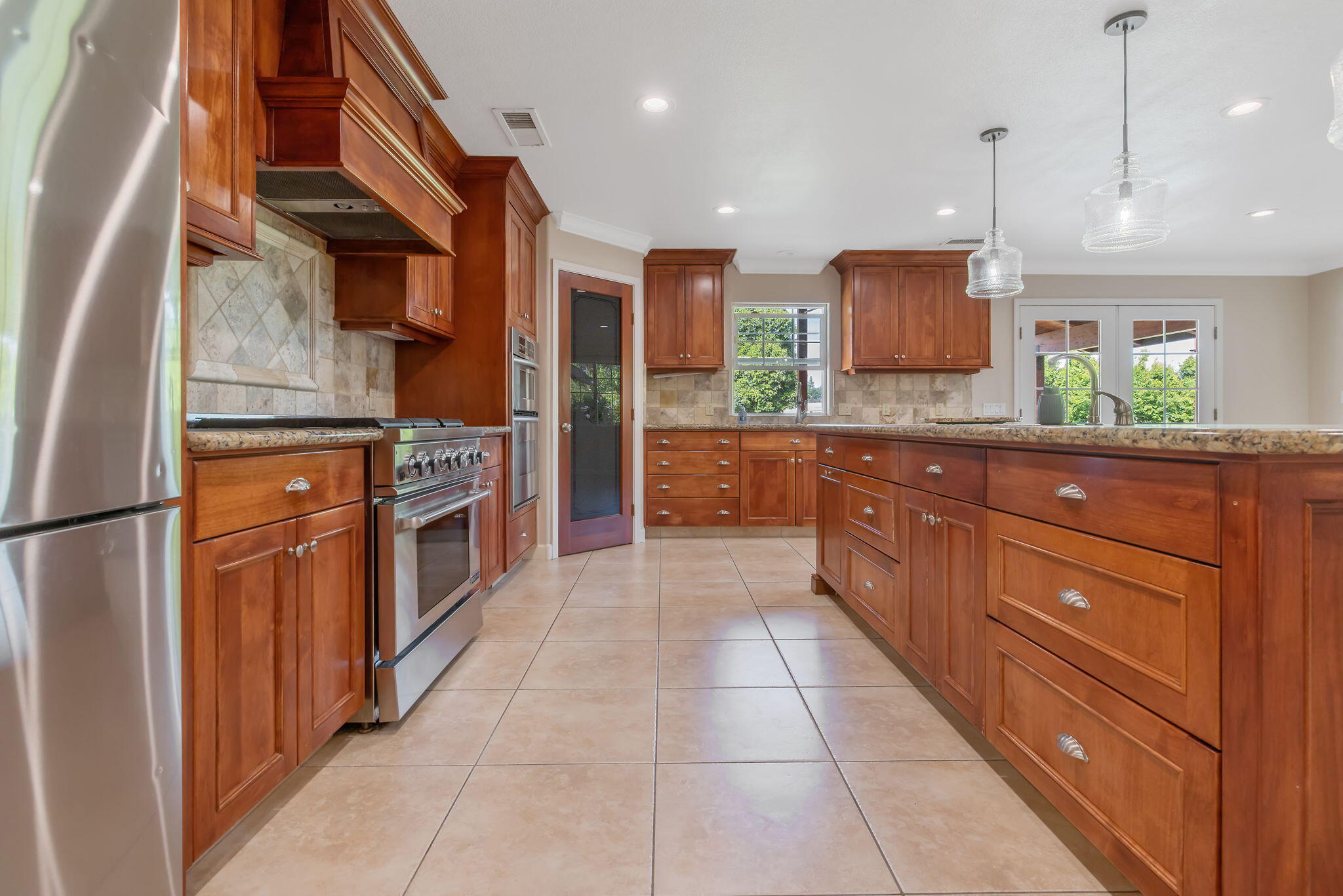 27906 Morgans Dr, Exeter, CA 93221