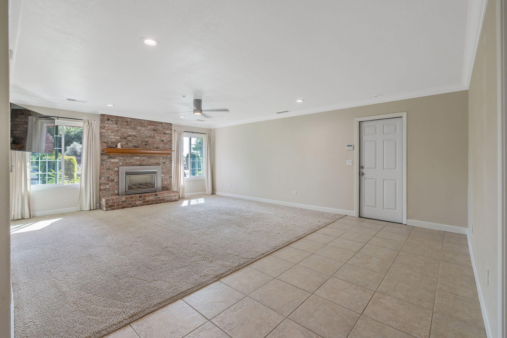 27906 Morgans Dr, Exeter, CA 93221