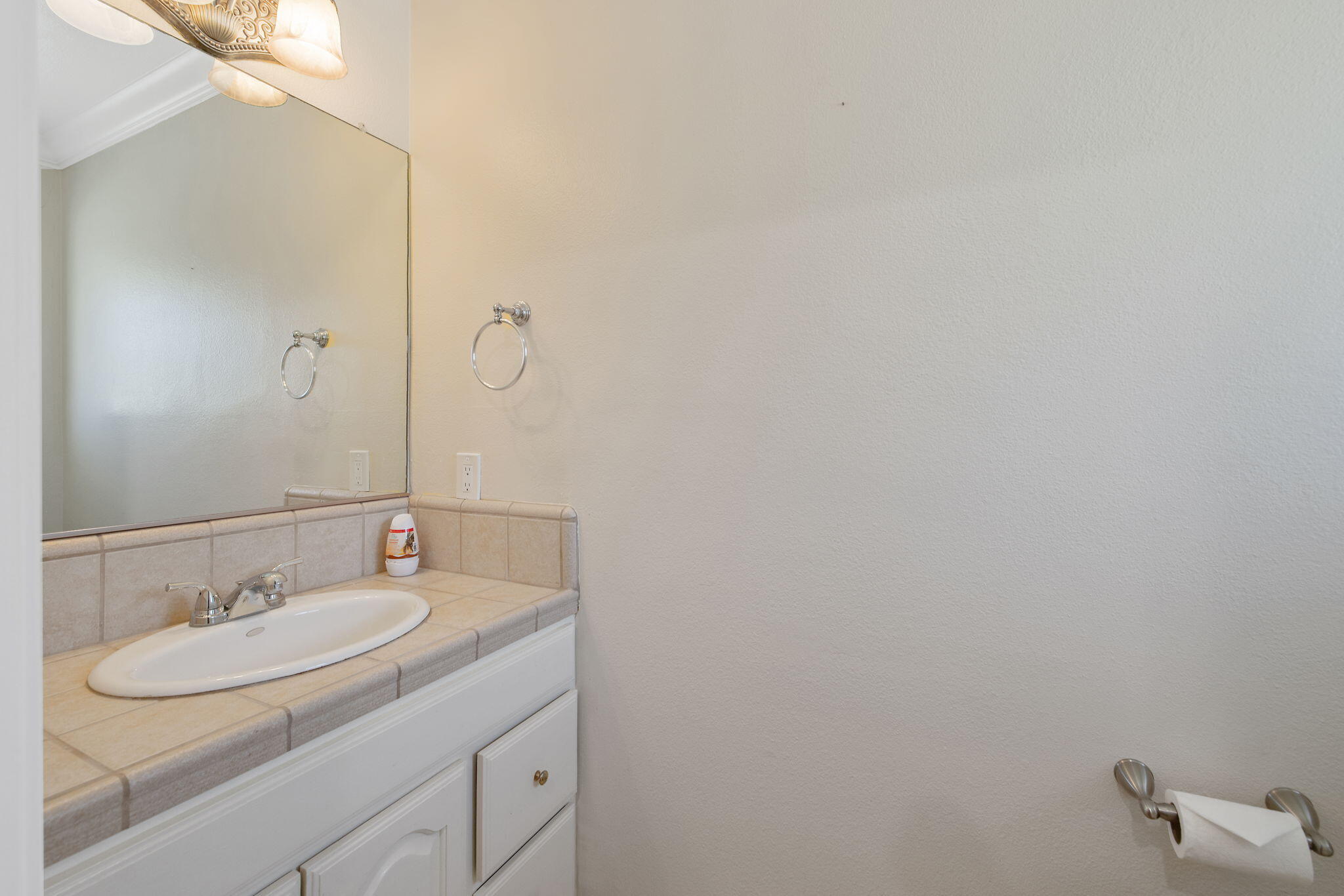 27906 Morgans Dr, Exeter, CA 93221