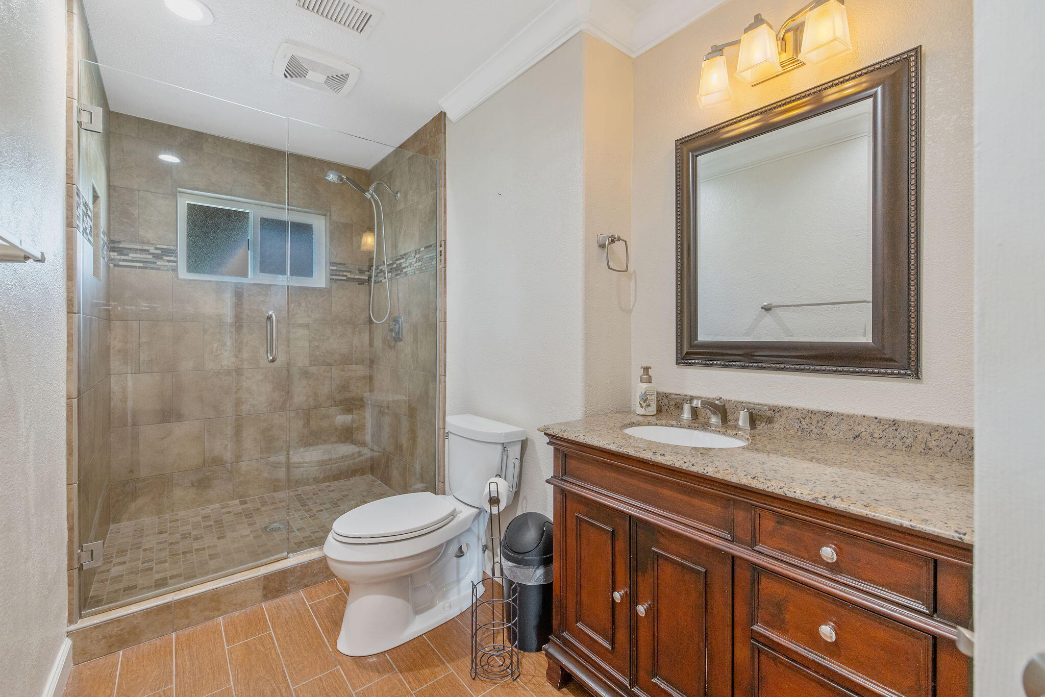 27906 Morgans Dr, Exeter, CA 93221