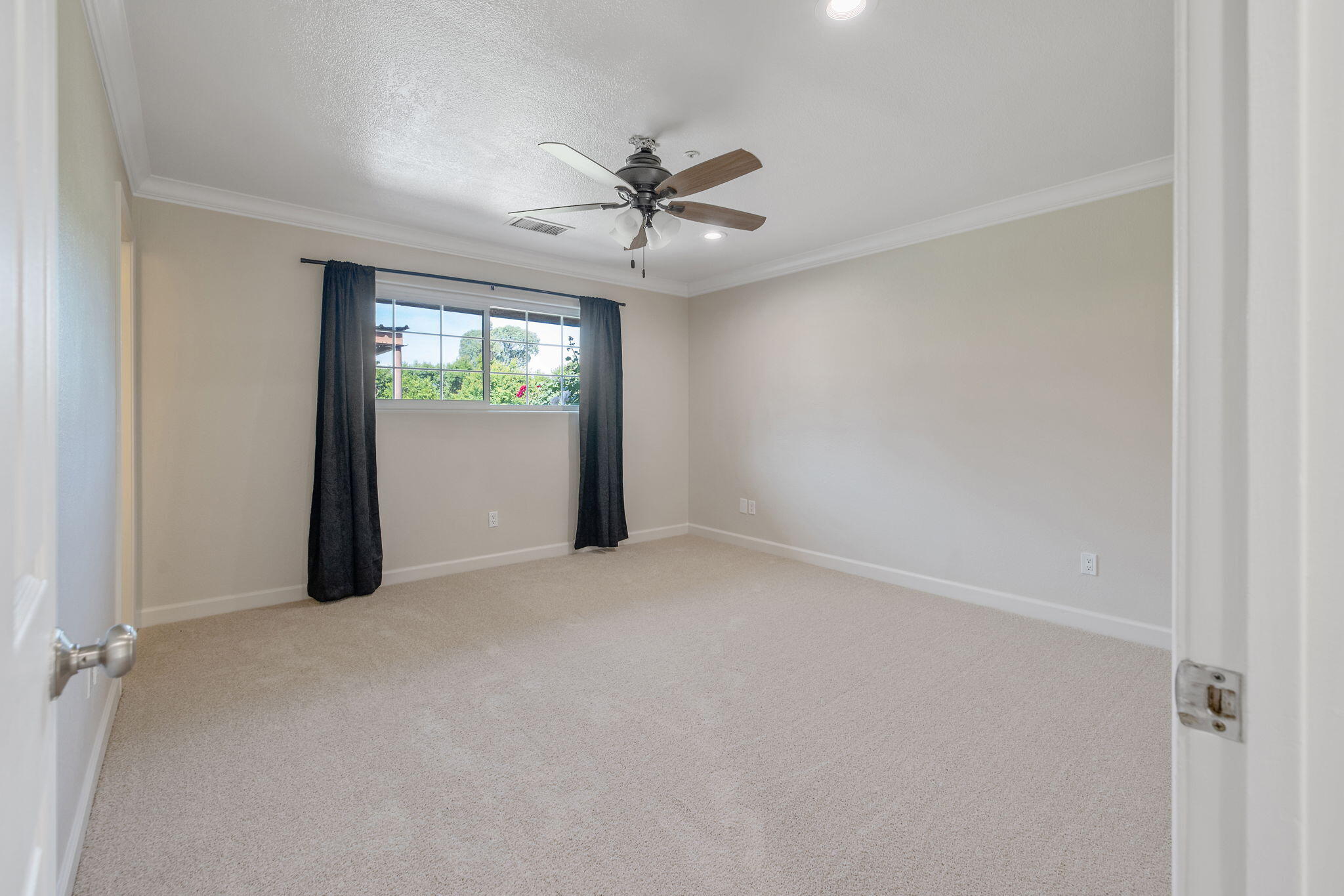 27906 Morgans Dr, Exeter, CA 93221