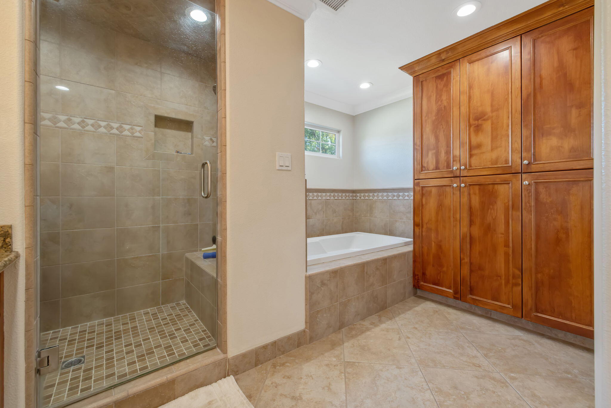 27906 Morgans Dr, Exeter, CA 93221