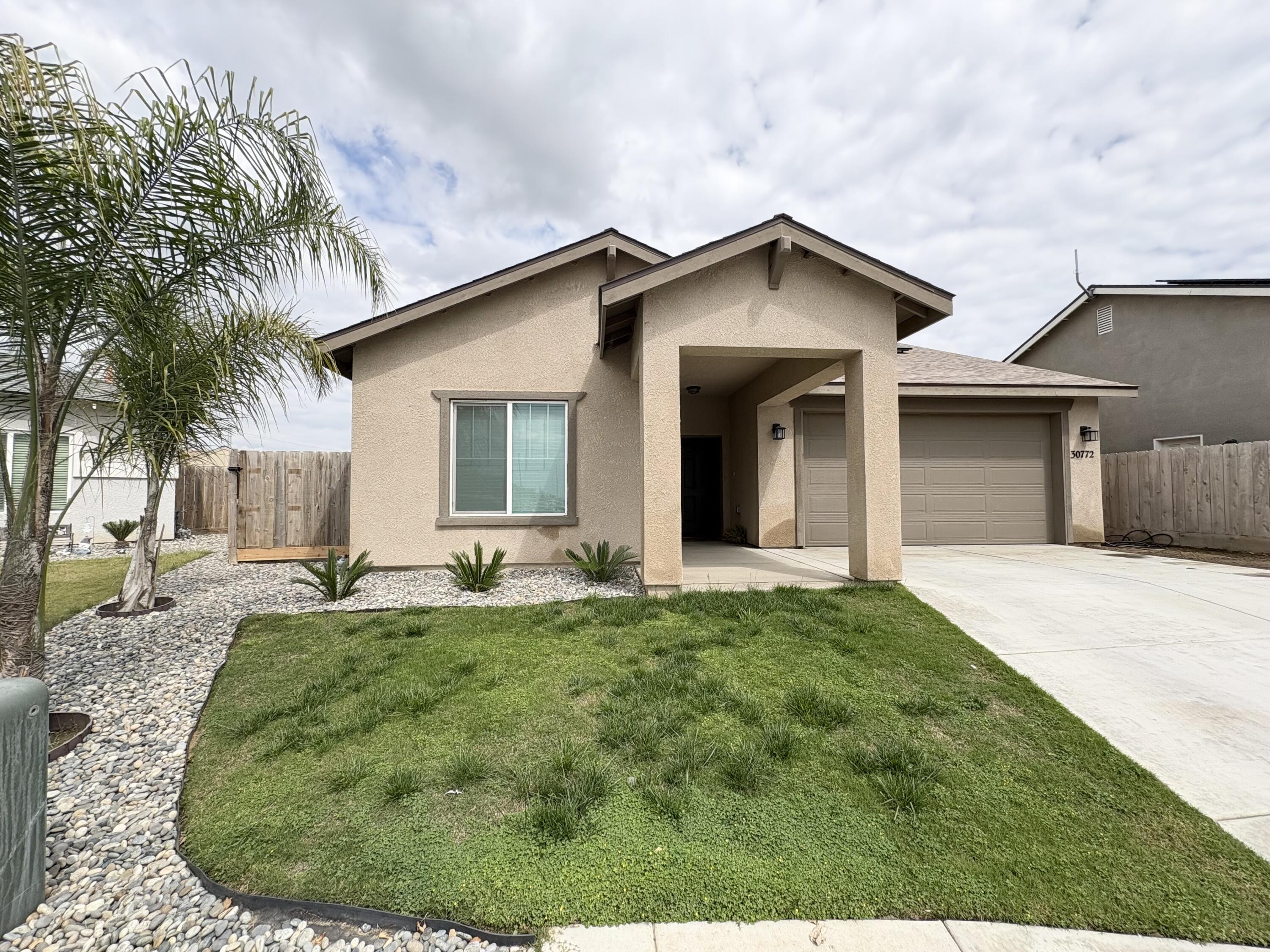 30772 Bellwood Rd, Visalia, CA 93291