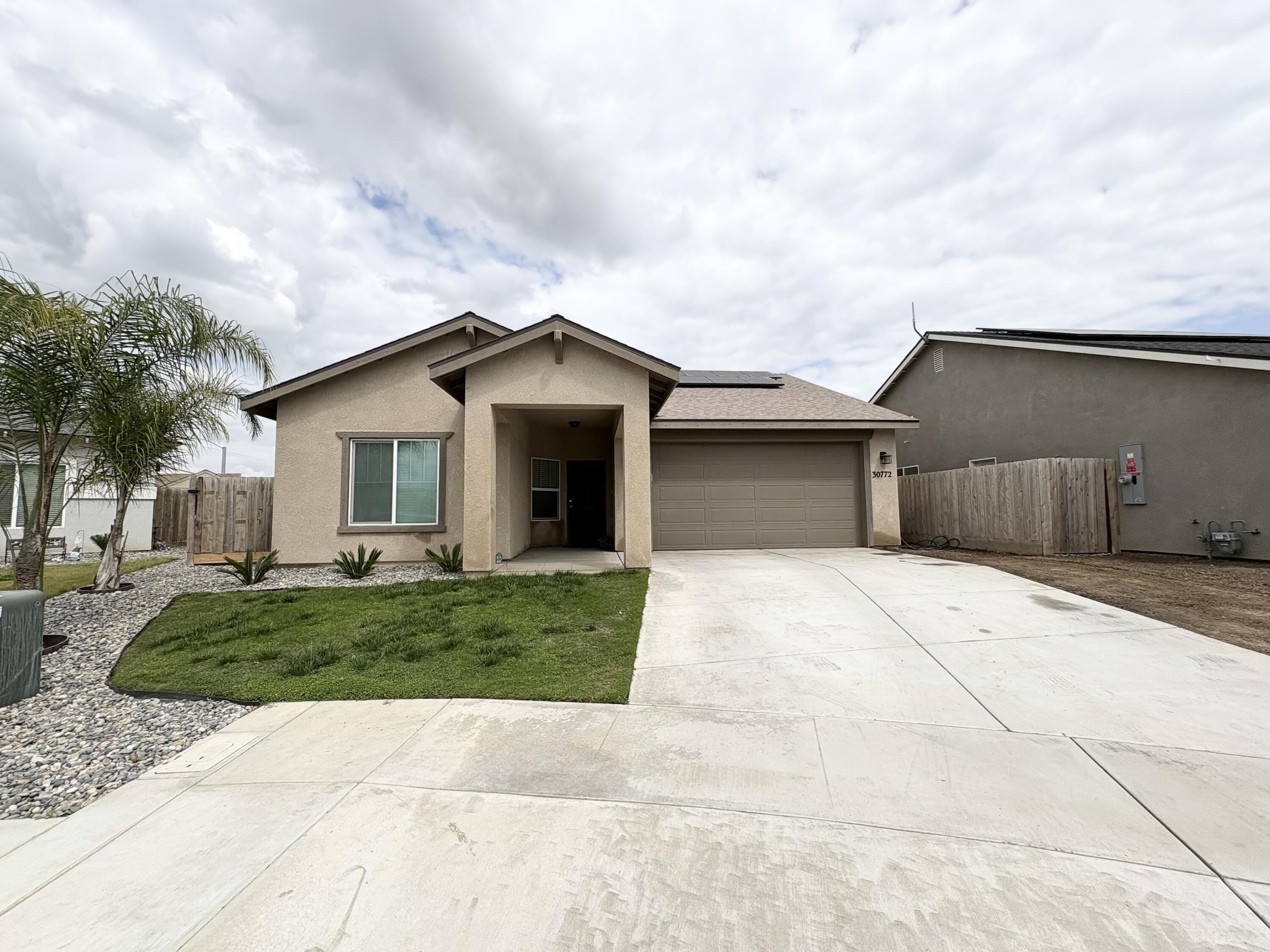 30772 Bellwood Rd, Visalia, CA 93291