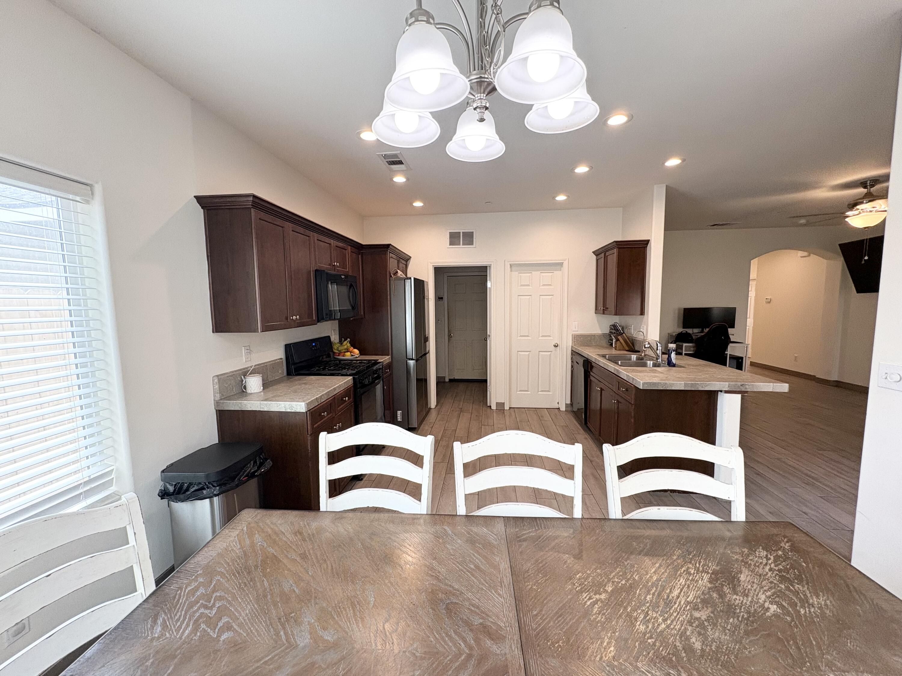 30772 Bellwood Rd, Visalia, CA 93291