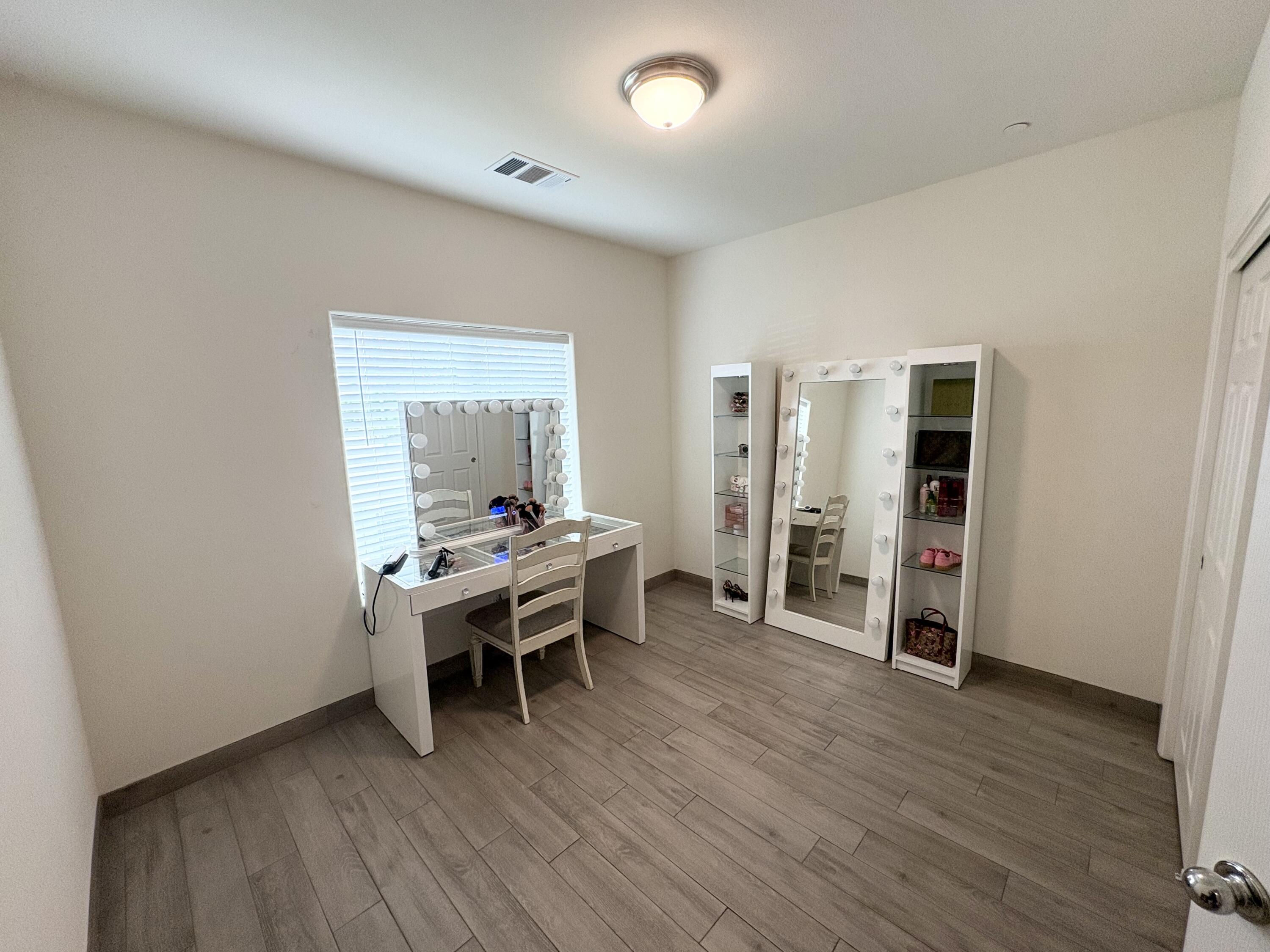 30772 Bellwood Rd, Visalia, CA 93291