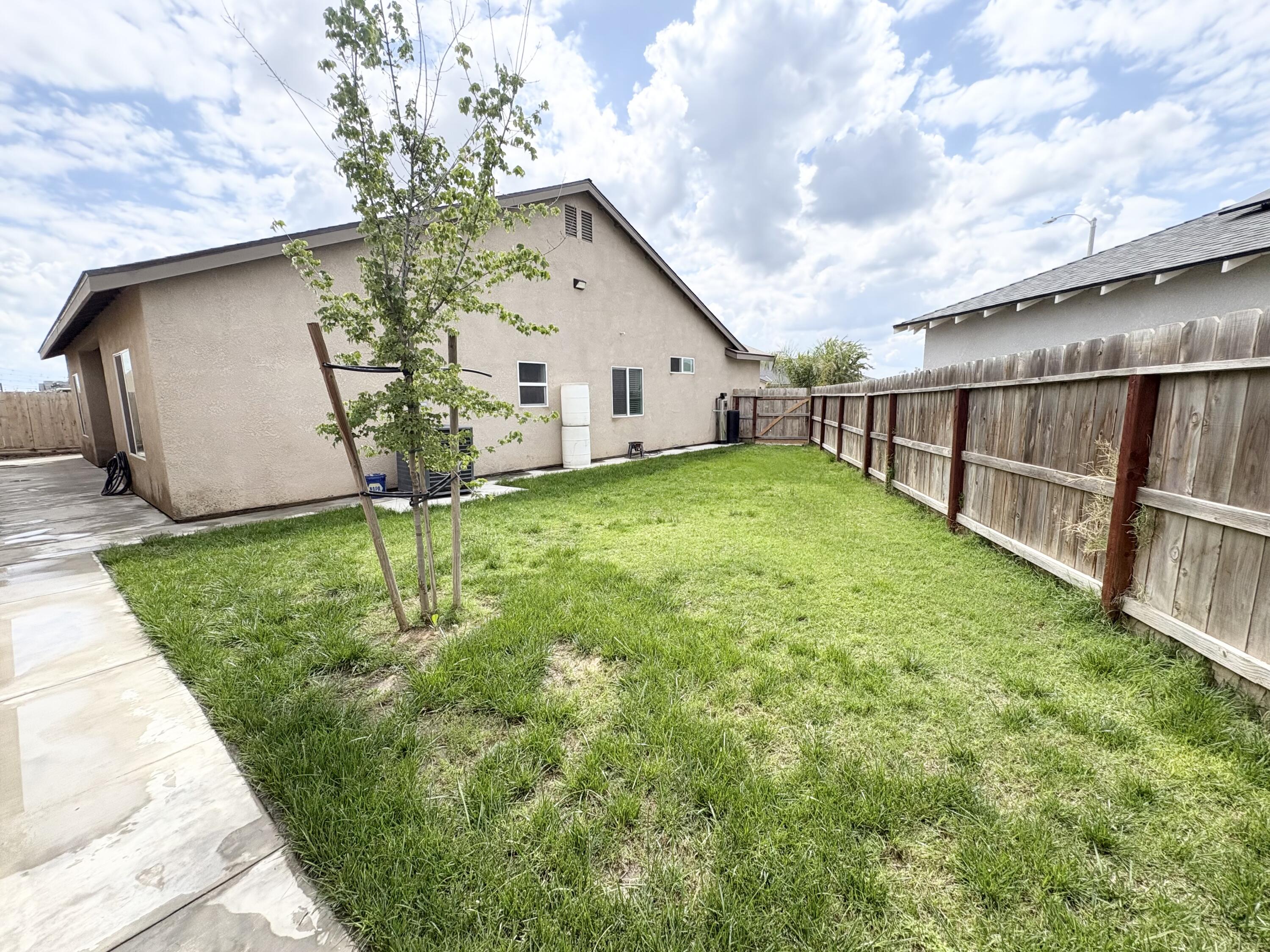 30772 Bellwood Rd, Visalia, CA 93291