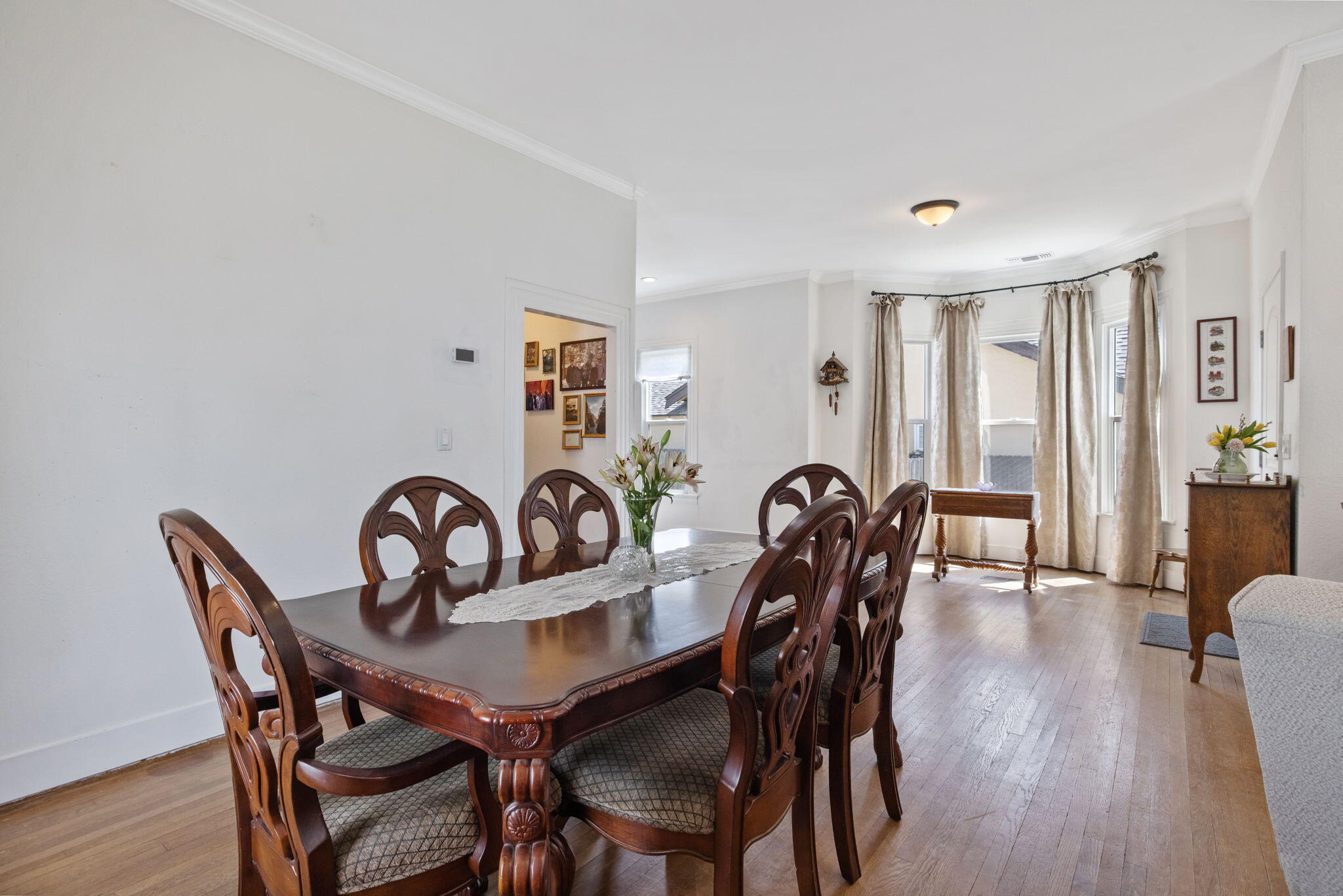 124 W Florinda St, Hanford, CA 93230