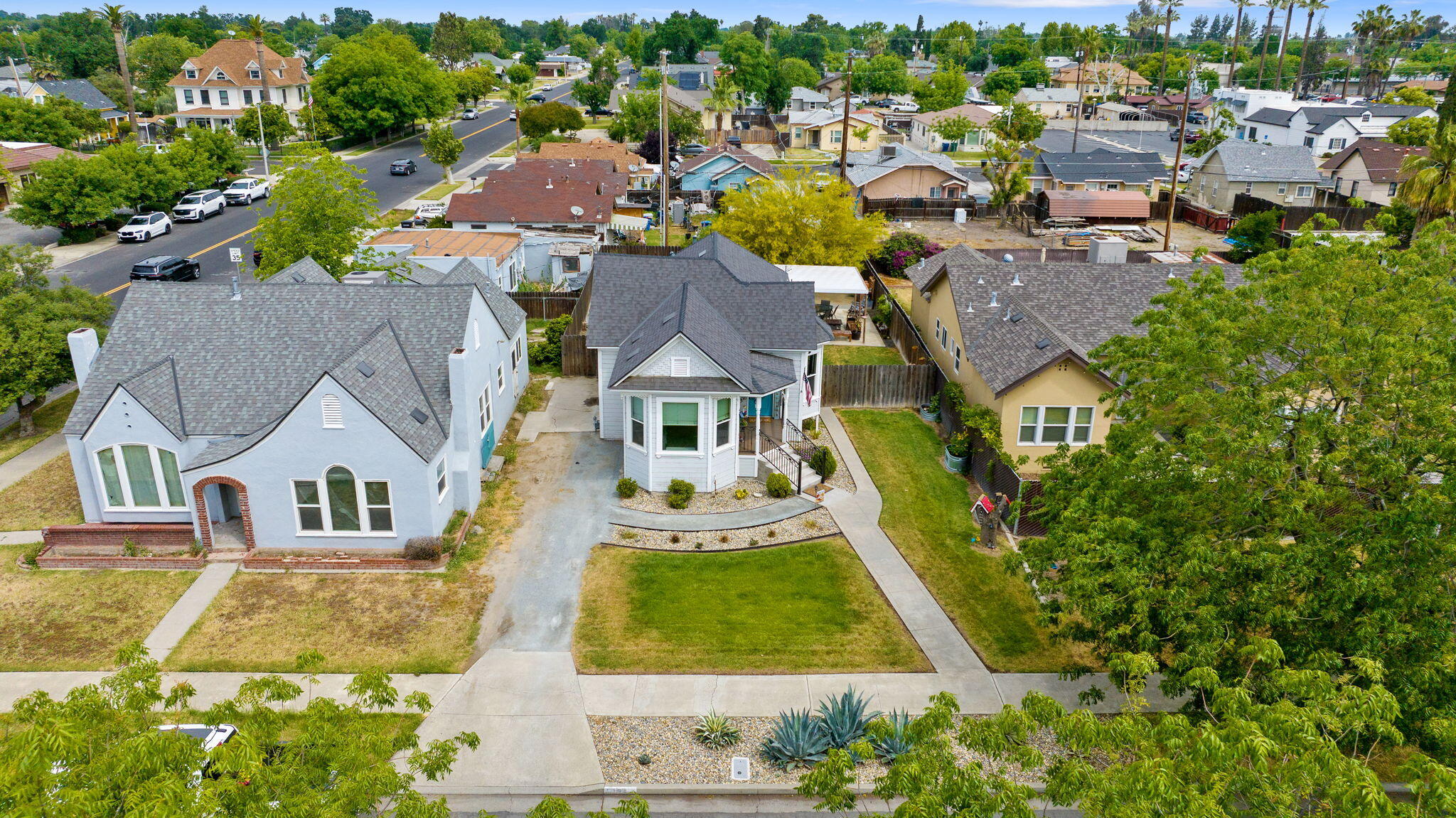 124 W Florinda St, Hanford, CA 93230