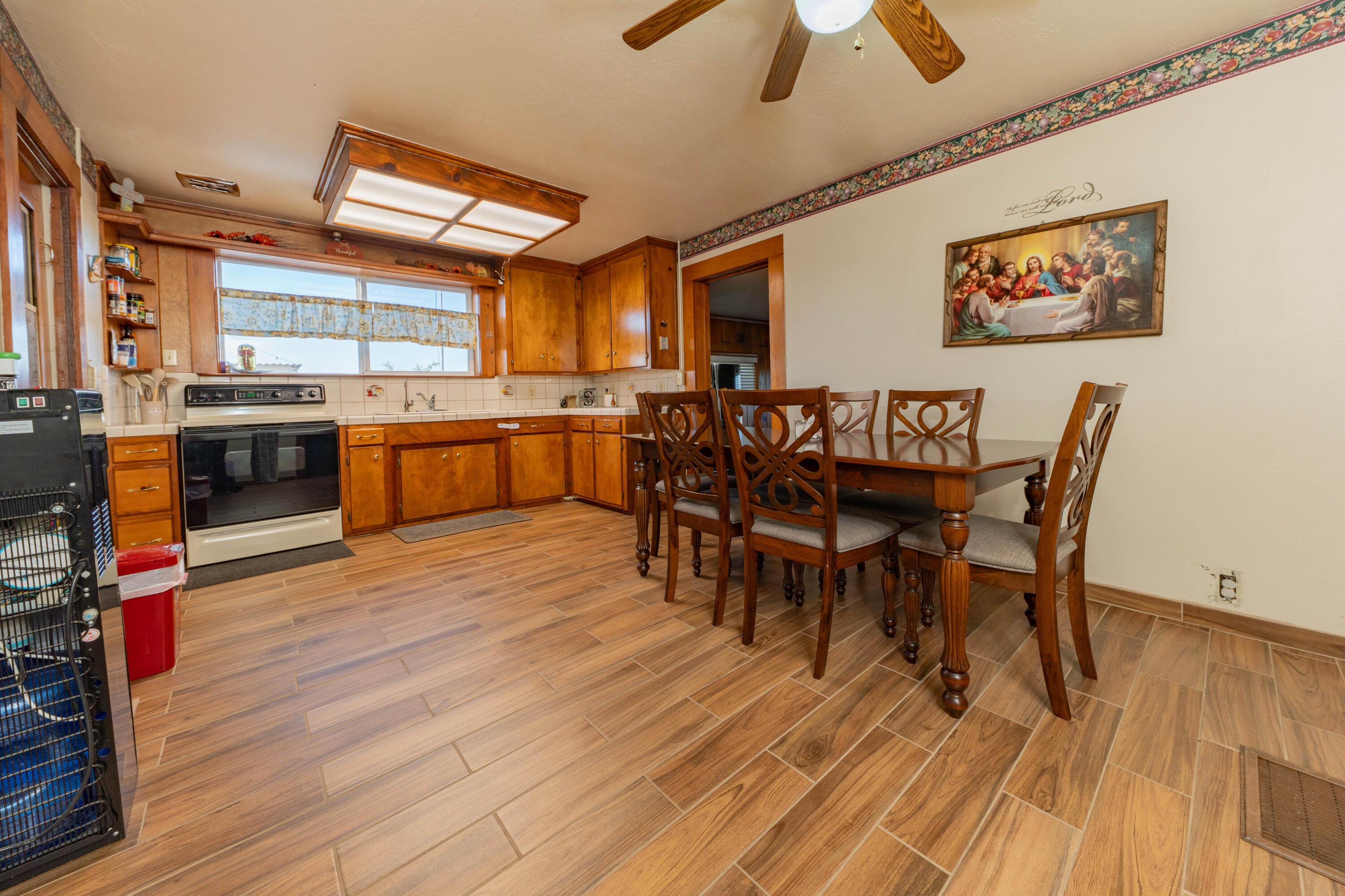 21978 Avenue 144, Porterville, CA 93257