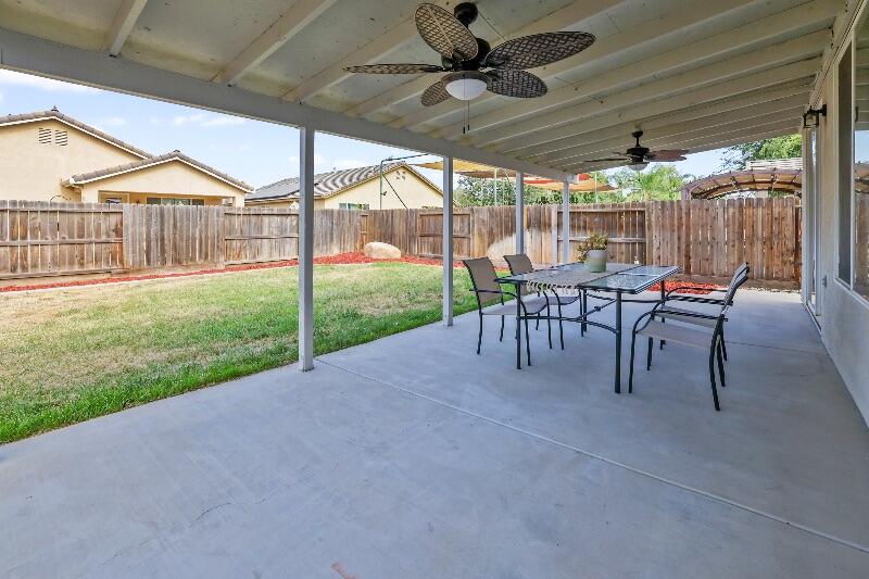 1439 N Mendonca St, Visalia, CA 93291