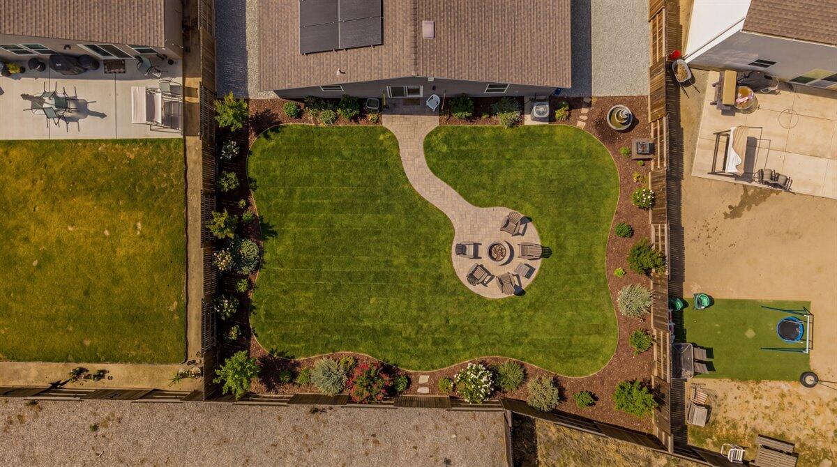 1048 Stonebridge Ave, Tulare, CA 93274