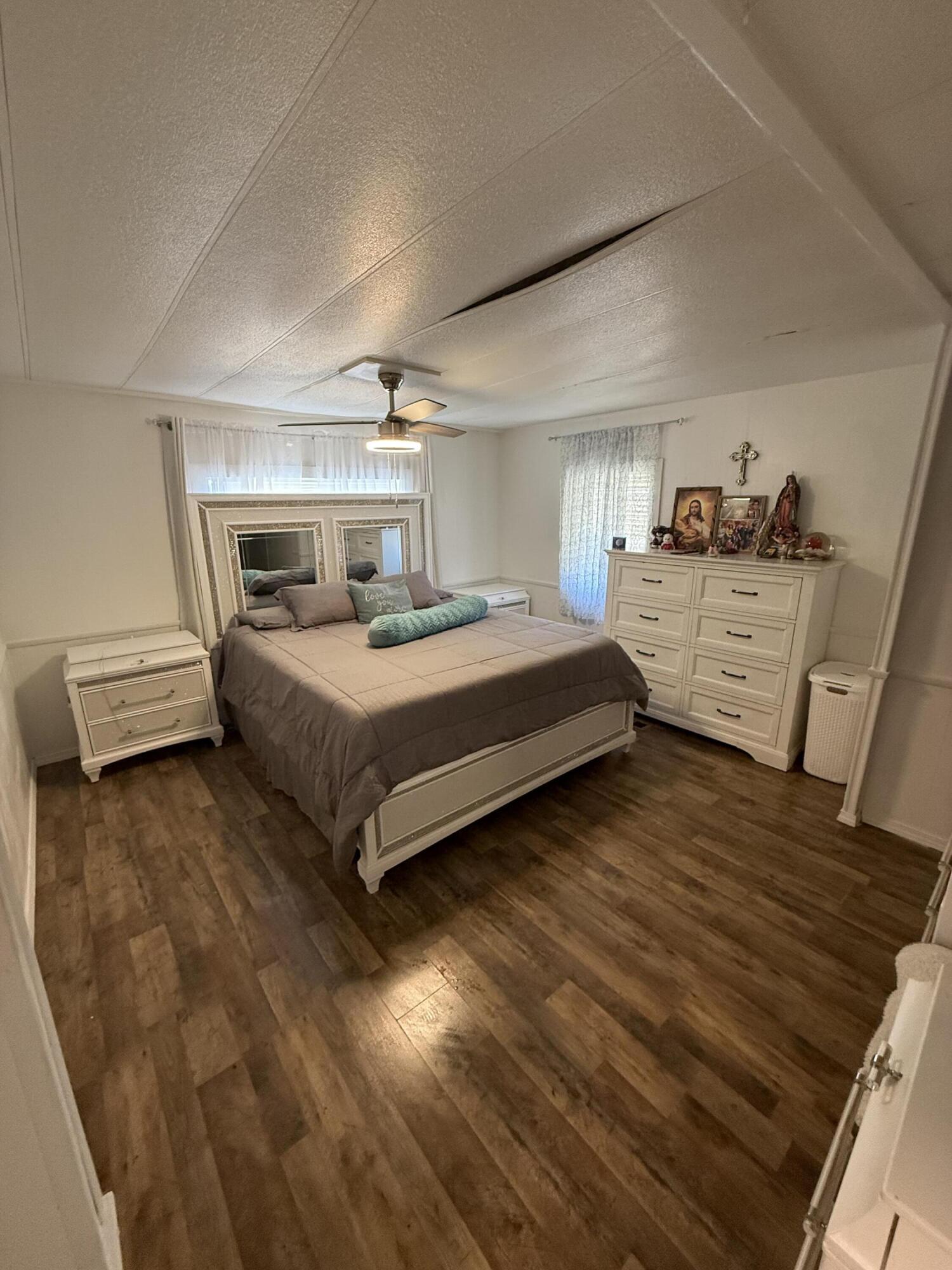 852 E Grangeville Blvd #46, Hanford, CA 93230