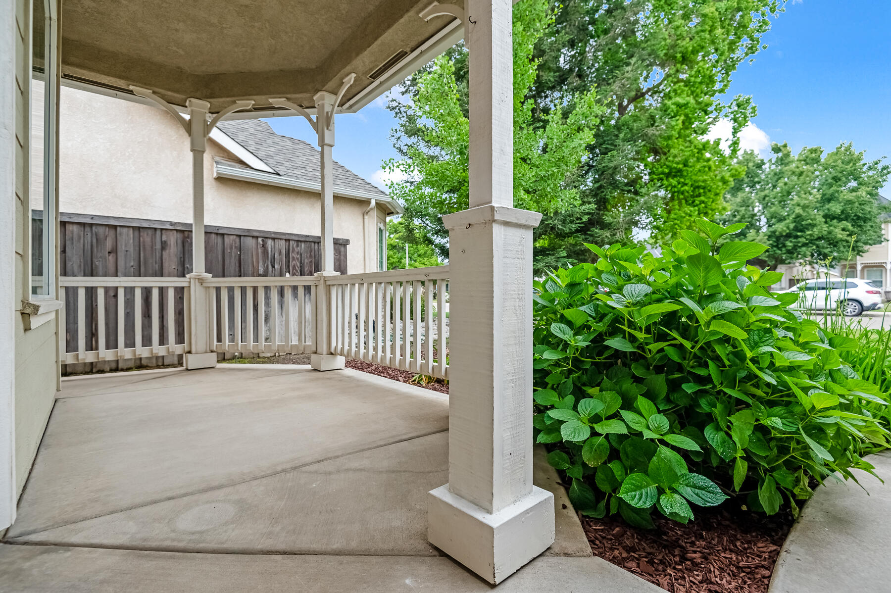 5117 W Oriole Ave, Visalia, CA 93291