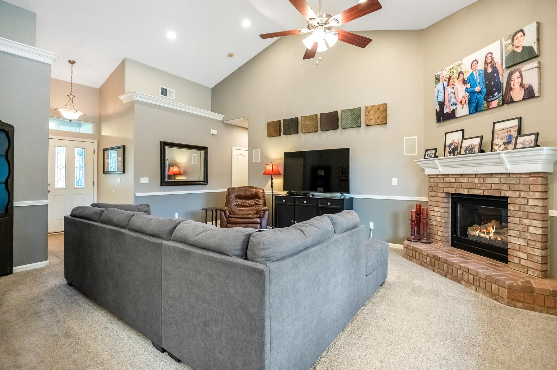 5117 W Oriole Ave, Visalia, CA 93291