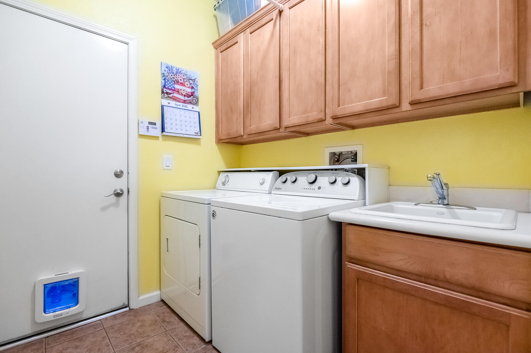 5117 W Oriole Ave, Visalia, CA 93291