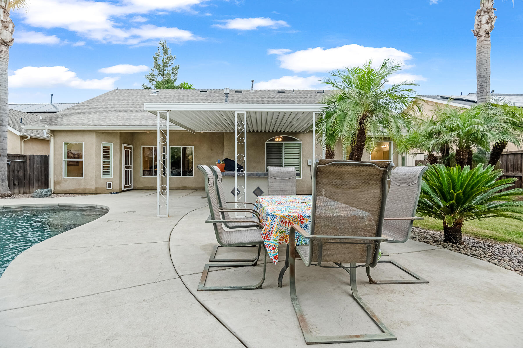 5117 W Oriole Ave, Visalia, CA 93291