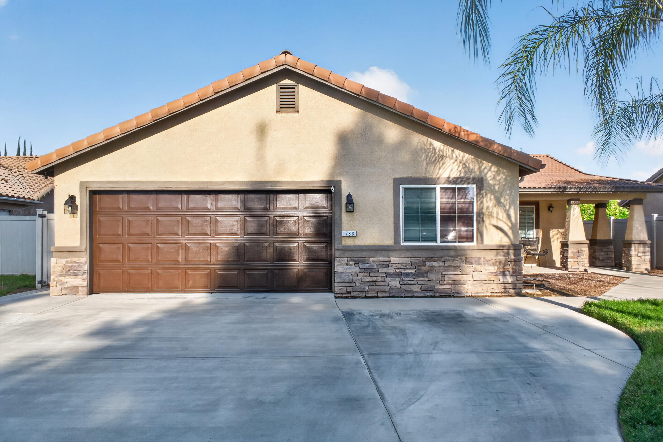 283 S Parkwest St, Porterville, CA 93257