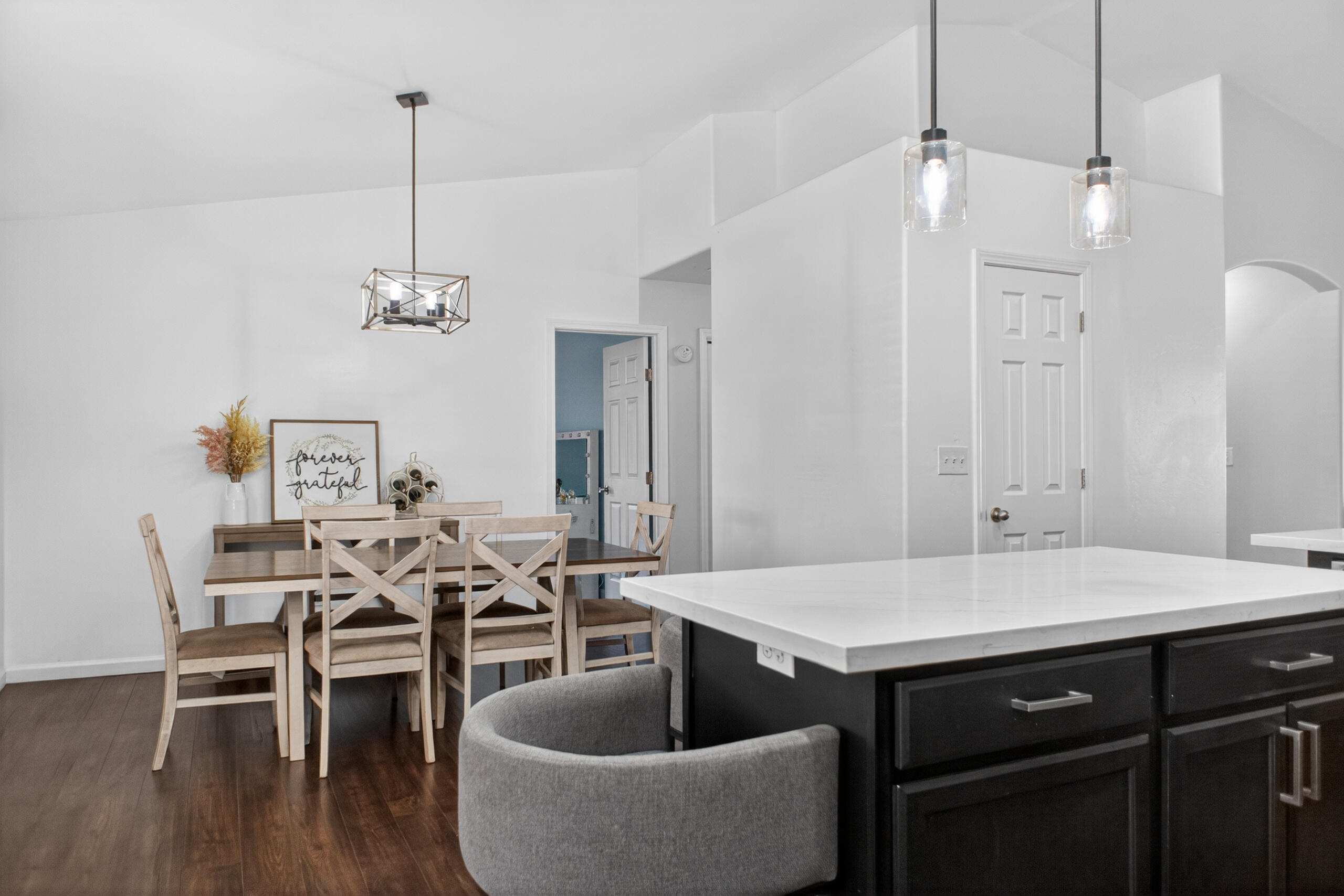 283 S Parkwest St, Porterville, CA 93257