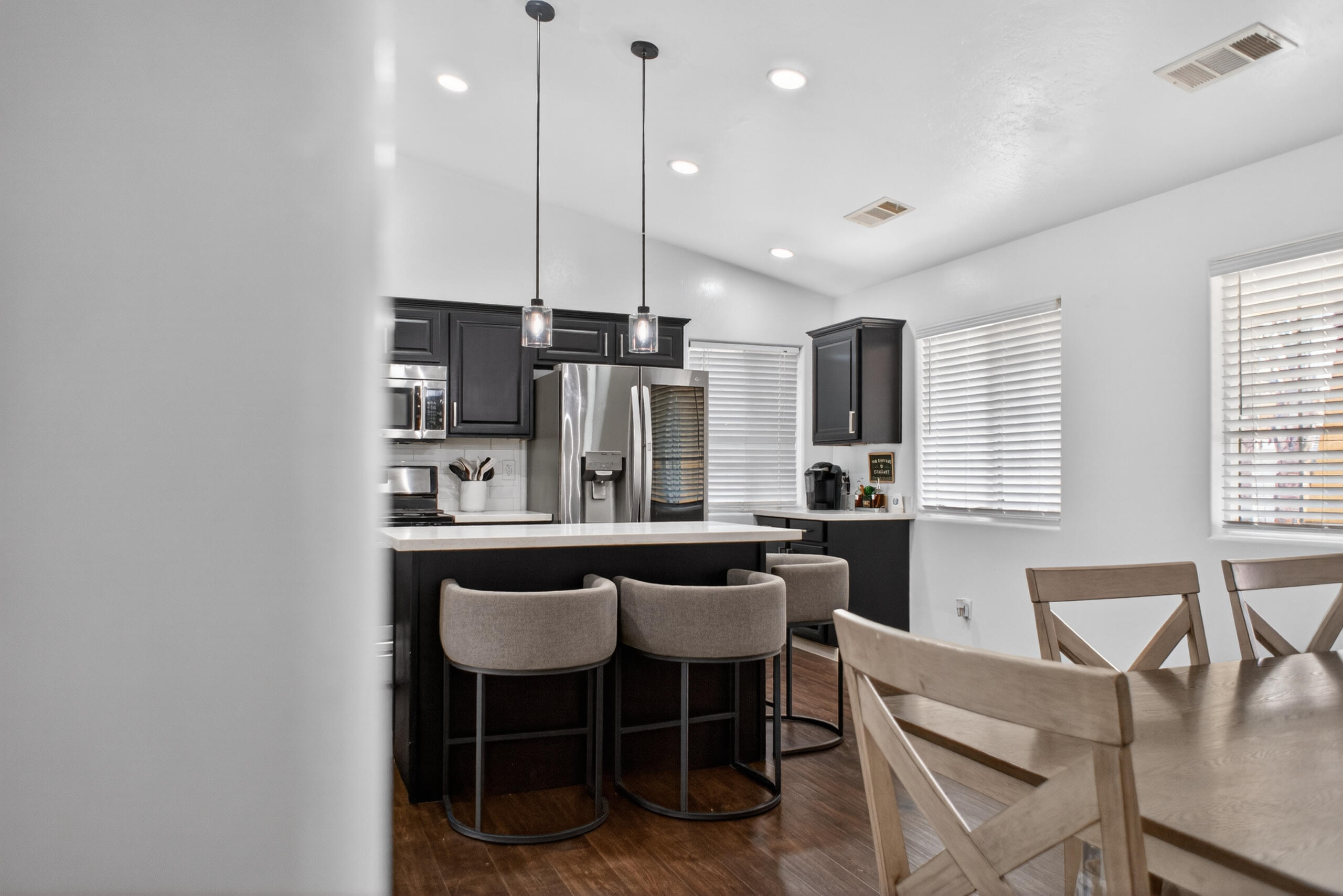 283 S Parkwest St, Porterville, CA 93257