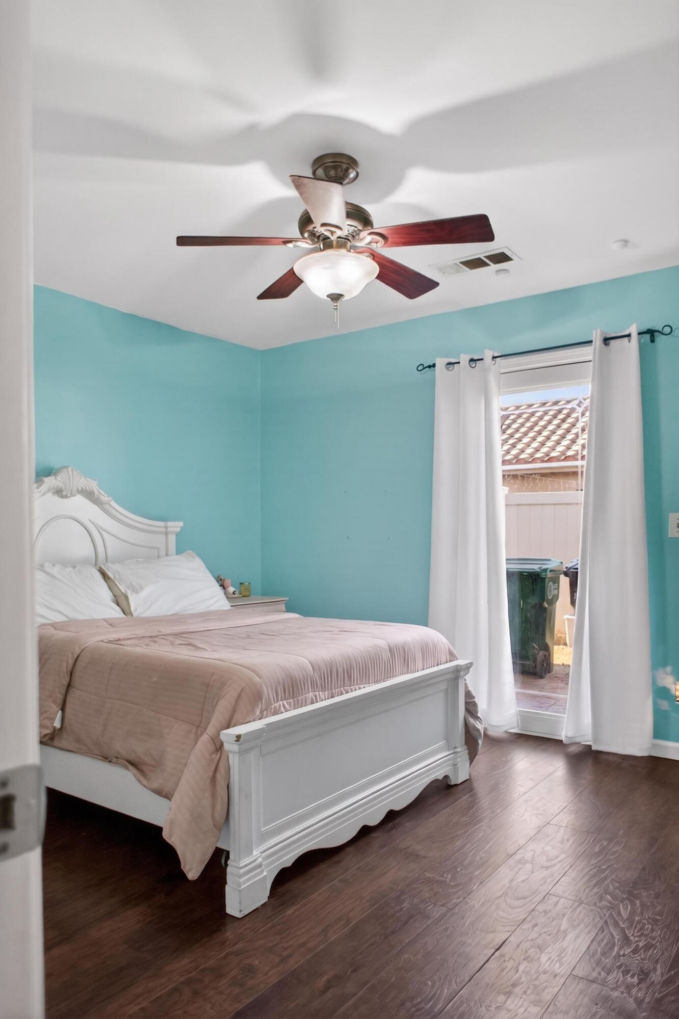 283 S Parkwest St, Porterville, CA 93257