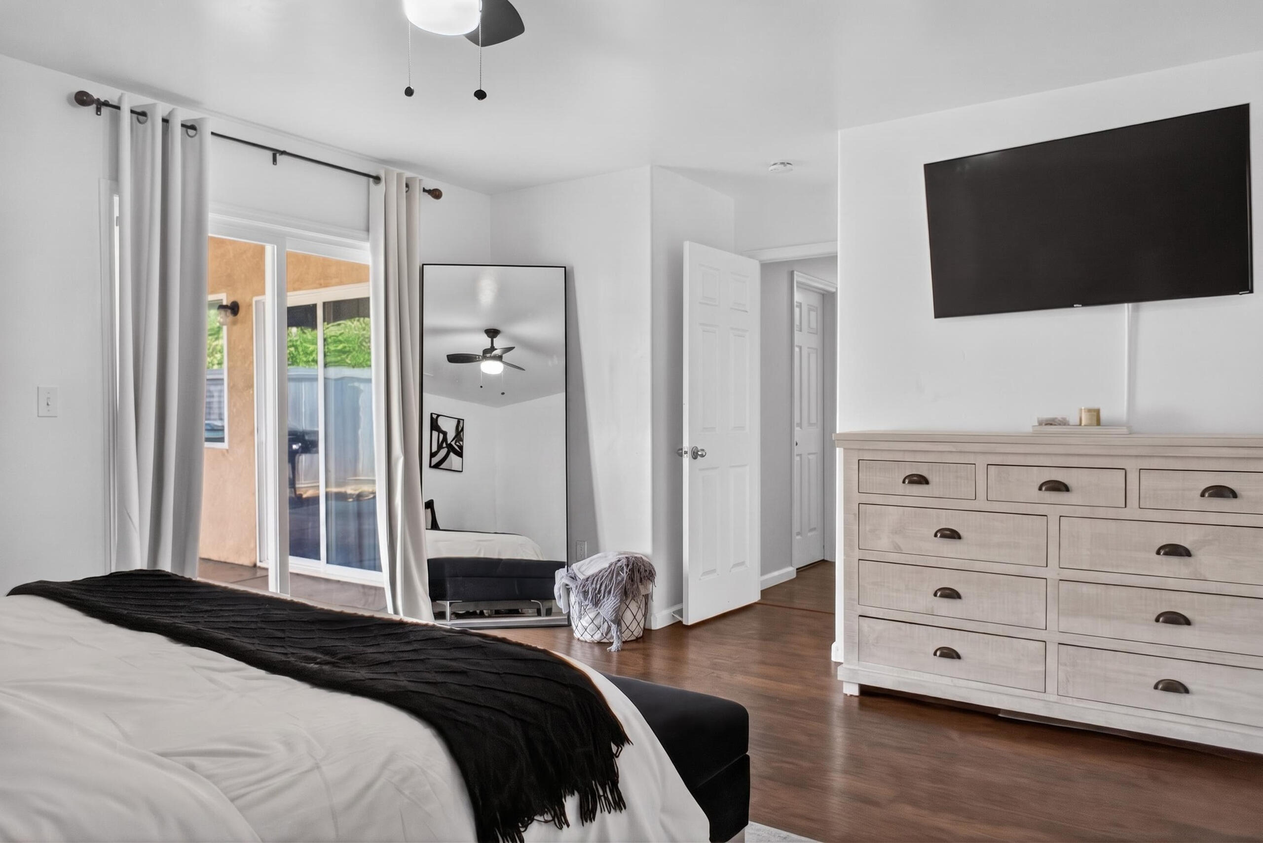 283 S Parkwest St, Porterville, CA 93257