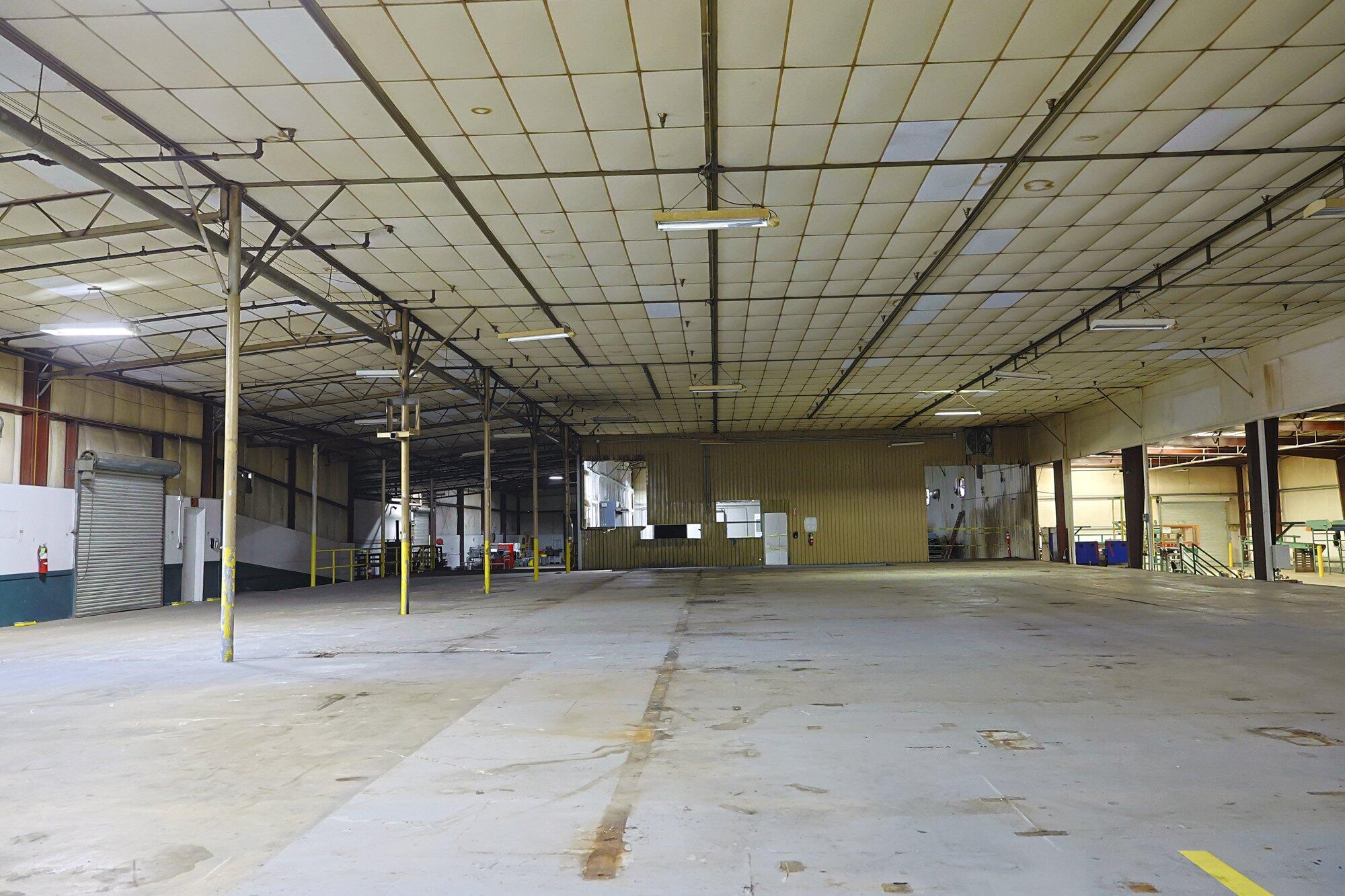 301 N G St, Exeter, CA 93221