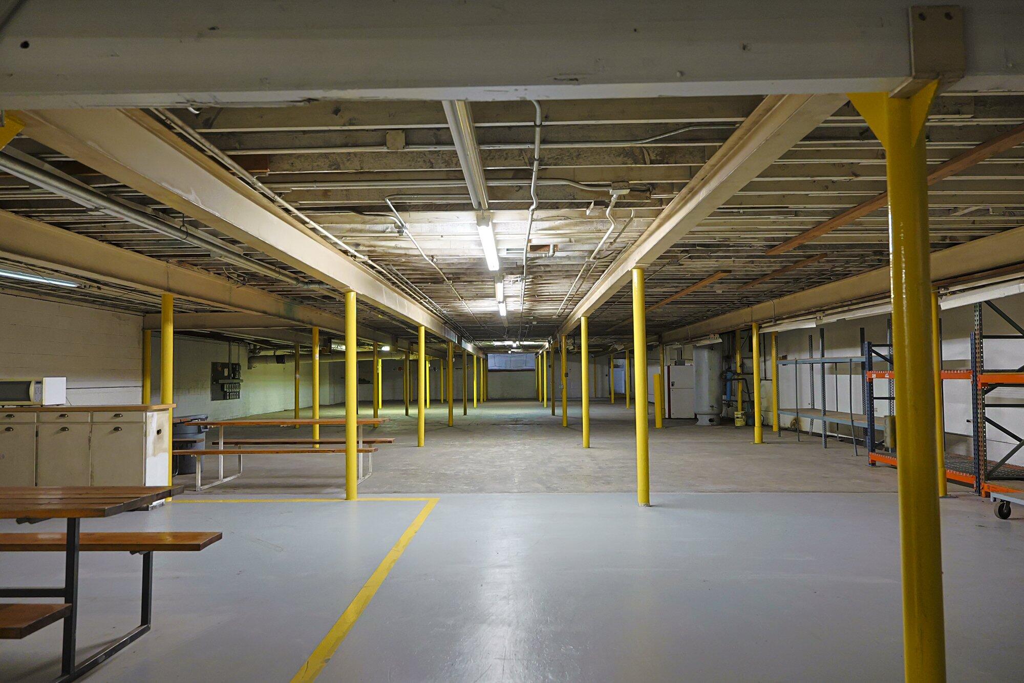 301 N G St, Exeter, CA 93221