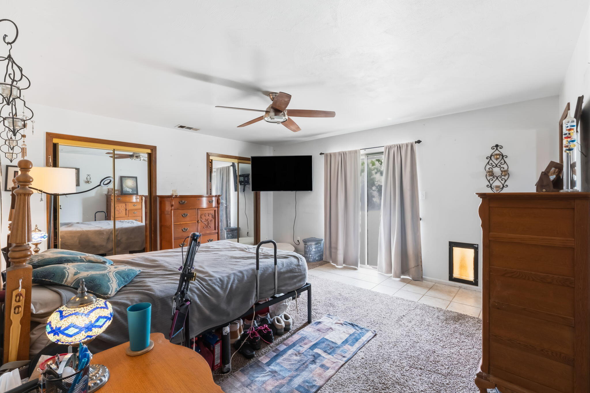 1025 W Monte Vista, Visalia, CA 93277