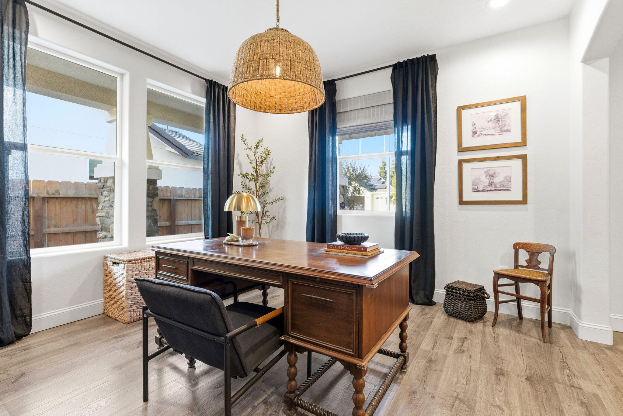 6321 W Oriole Ave, Visalia, CA 93291