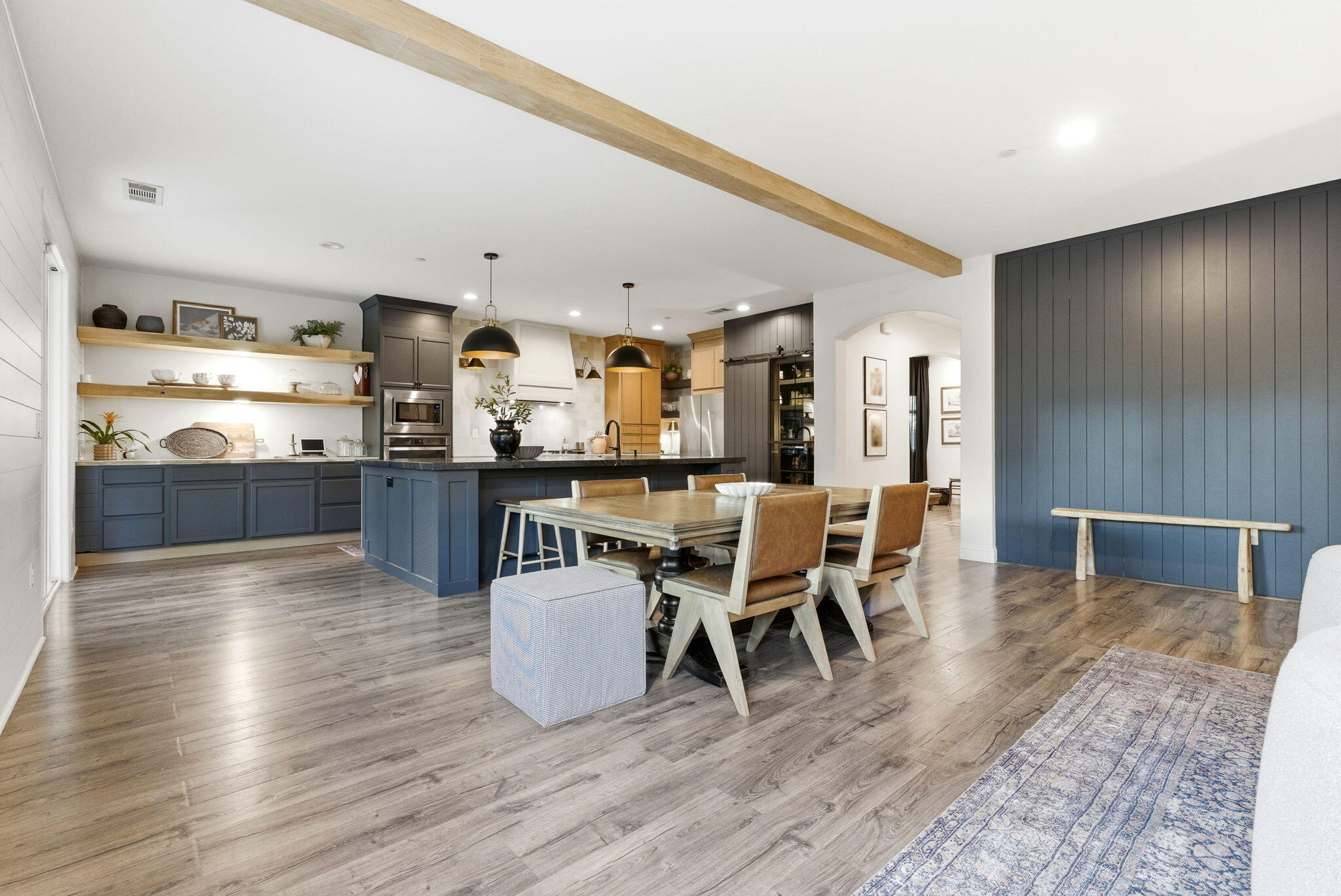 6321 W Oriole Ave, Visalia, CA 93291