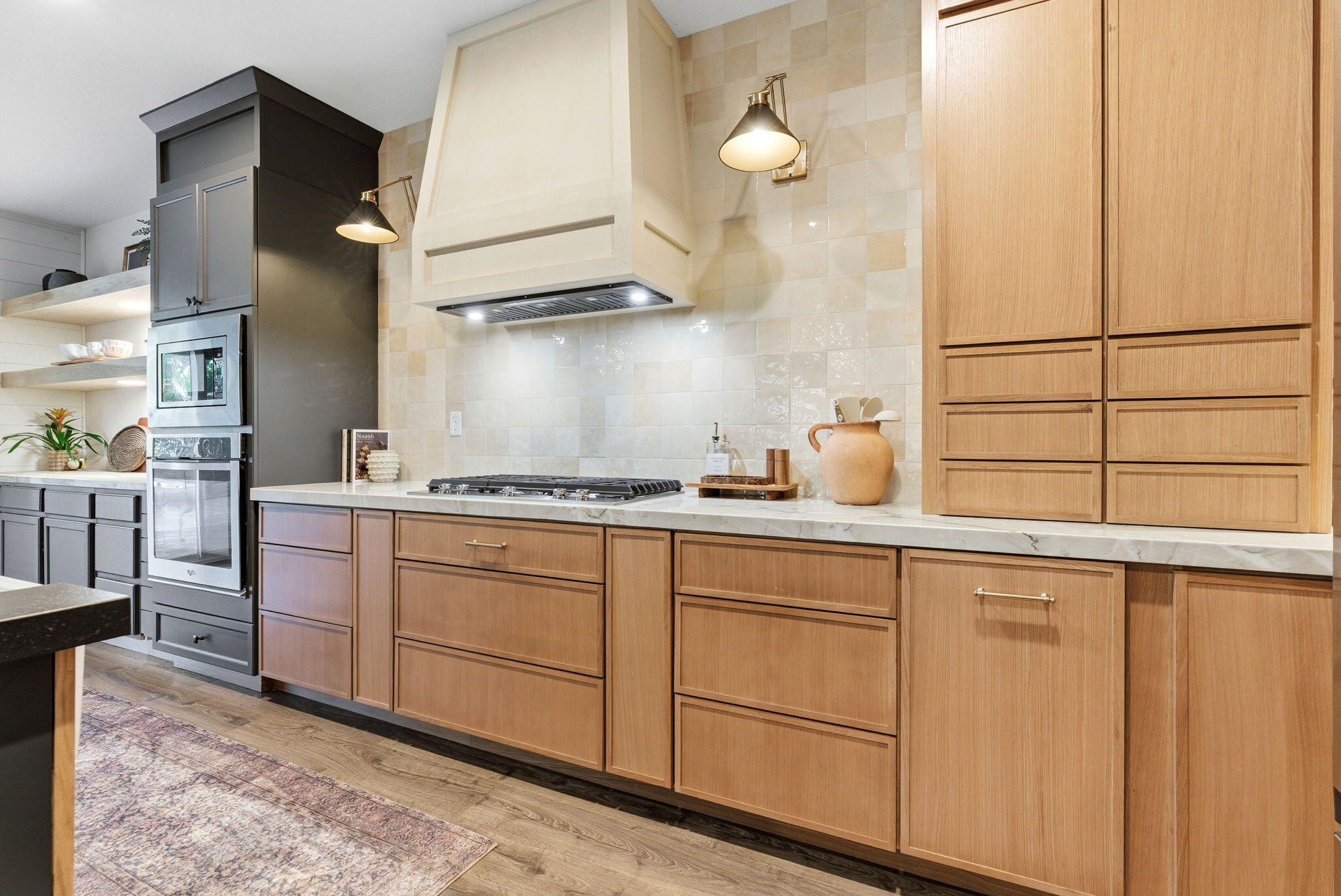 6321 W Oriole Ave, Visalia, CA 93291